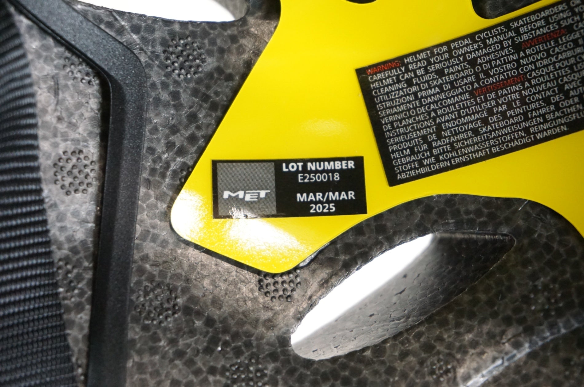 MET 「メット」 M132 RIVALE MIPS L (58-62cm) ヘルメット / 宇都宮店