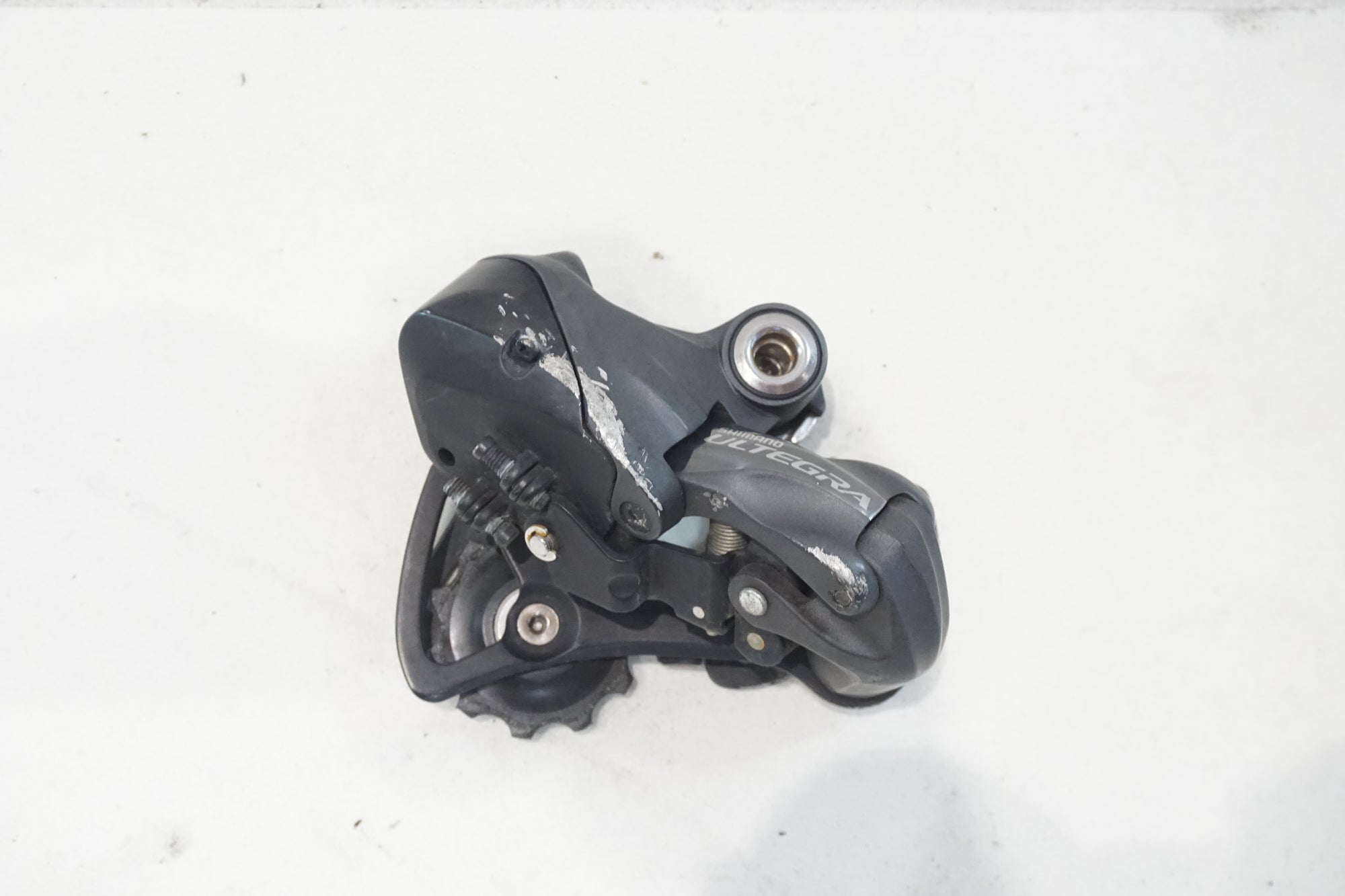 SHIMANO 「シマノ」 ULTEGRA 6770 Di2 コンポ3点(ST,FD,RD) +バッテリー,充電器,ジャンクション セット / 横浜戸塚店