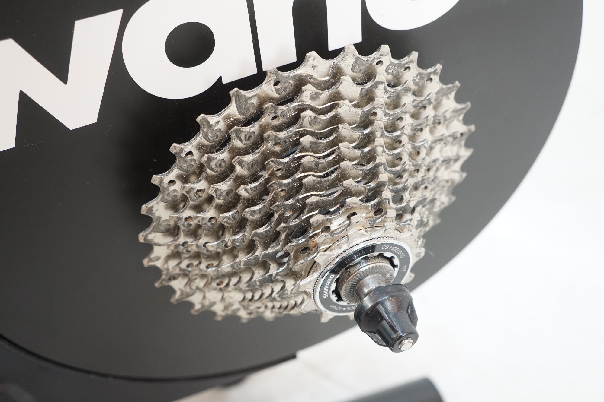 WAHOO 「ワフー」 KICKR V4 WF113 スマートトレーナー / バイチャリ浦和ベース