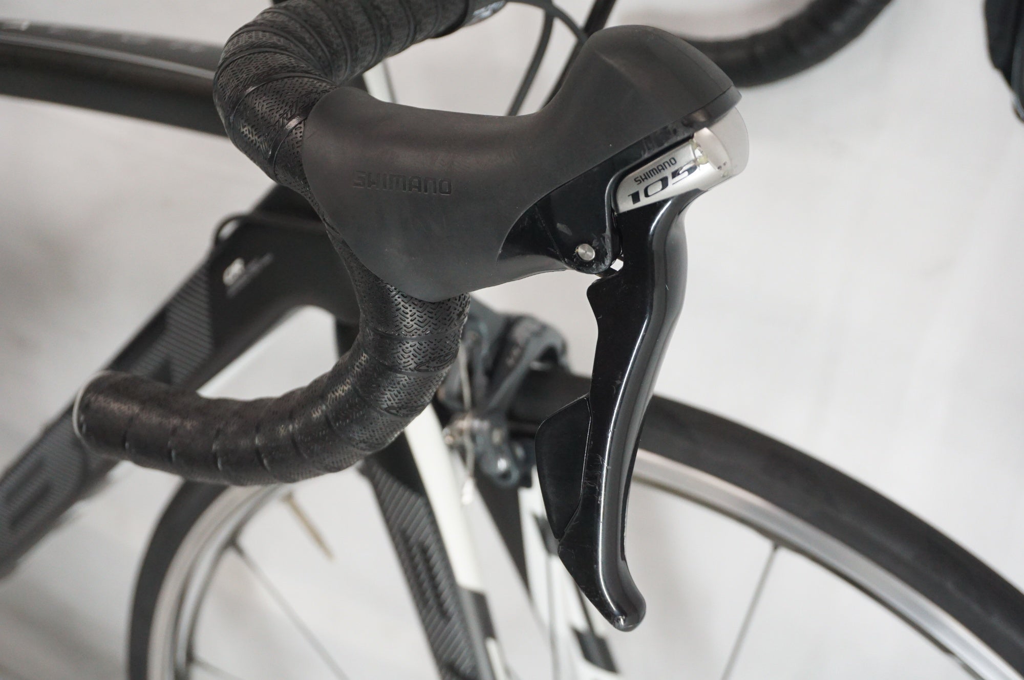 BH 「ビーエイチ」 ULTRALIGHT 105 2015年モデル ロードバイク / 阪急塚口店