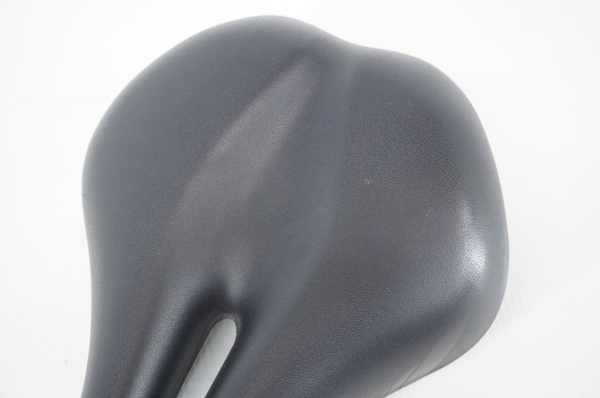 SPECIALIZED 「スペシャライズド」 サドル / 阪急塚口店