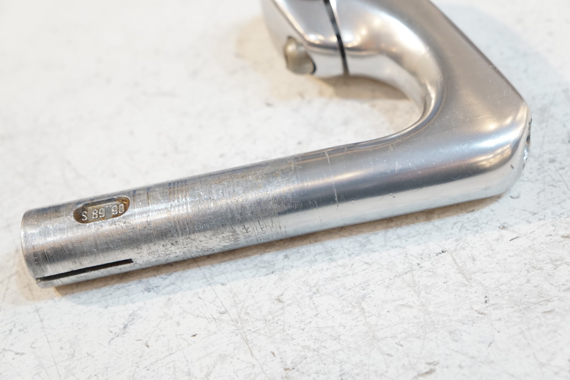 3T 「スリーティー」 90mm φ25.4 ステム / バイチャリ浦和ベース