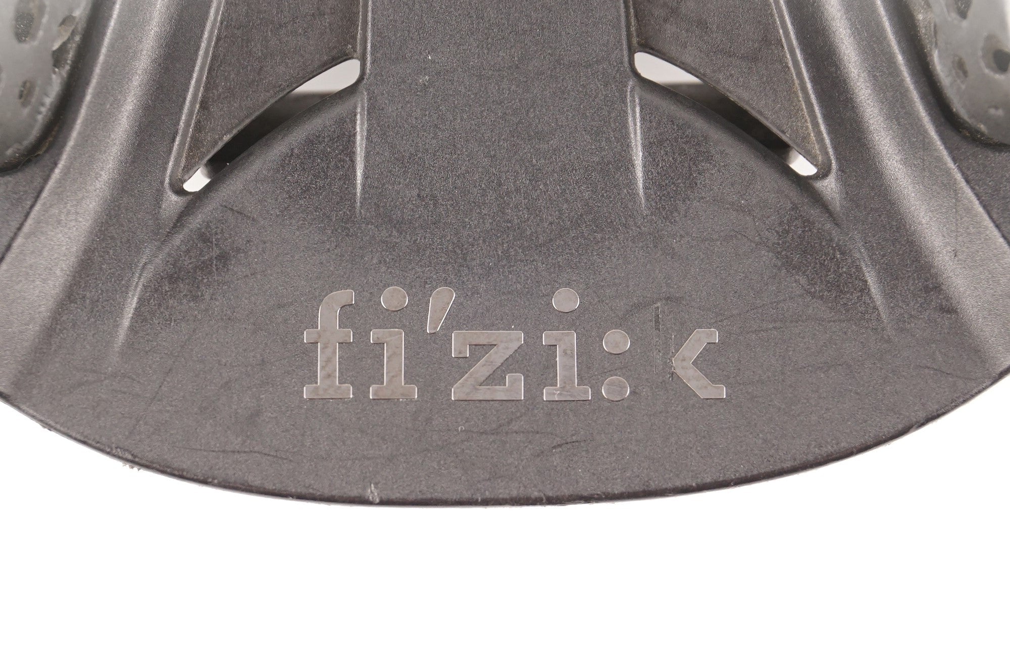 FIZIK 「フィジーク」 ANTARES VERSUS EVO R1 ADAPTIVE サドル / 中目黒店