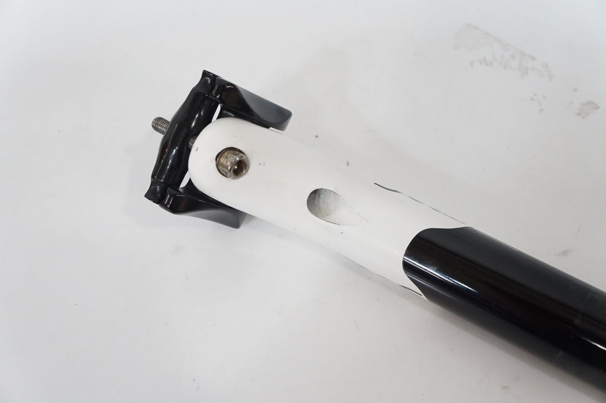 DEDA 「デダ」 RS01 φ31.6 350mm シートポスト / 大宮店