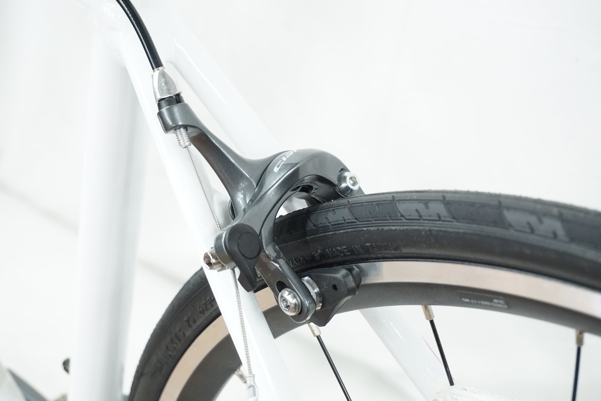 NESTO 「ネスト」 FALAD PRO 2024年モデル ロードバイク / 奈良店