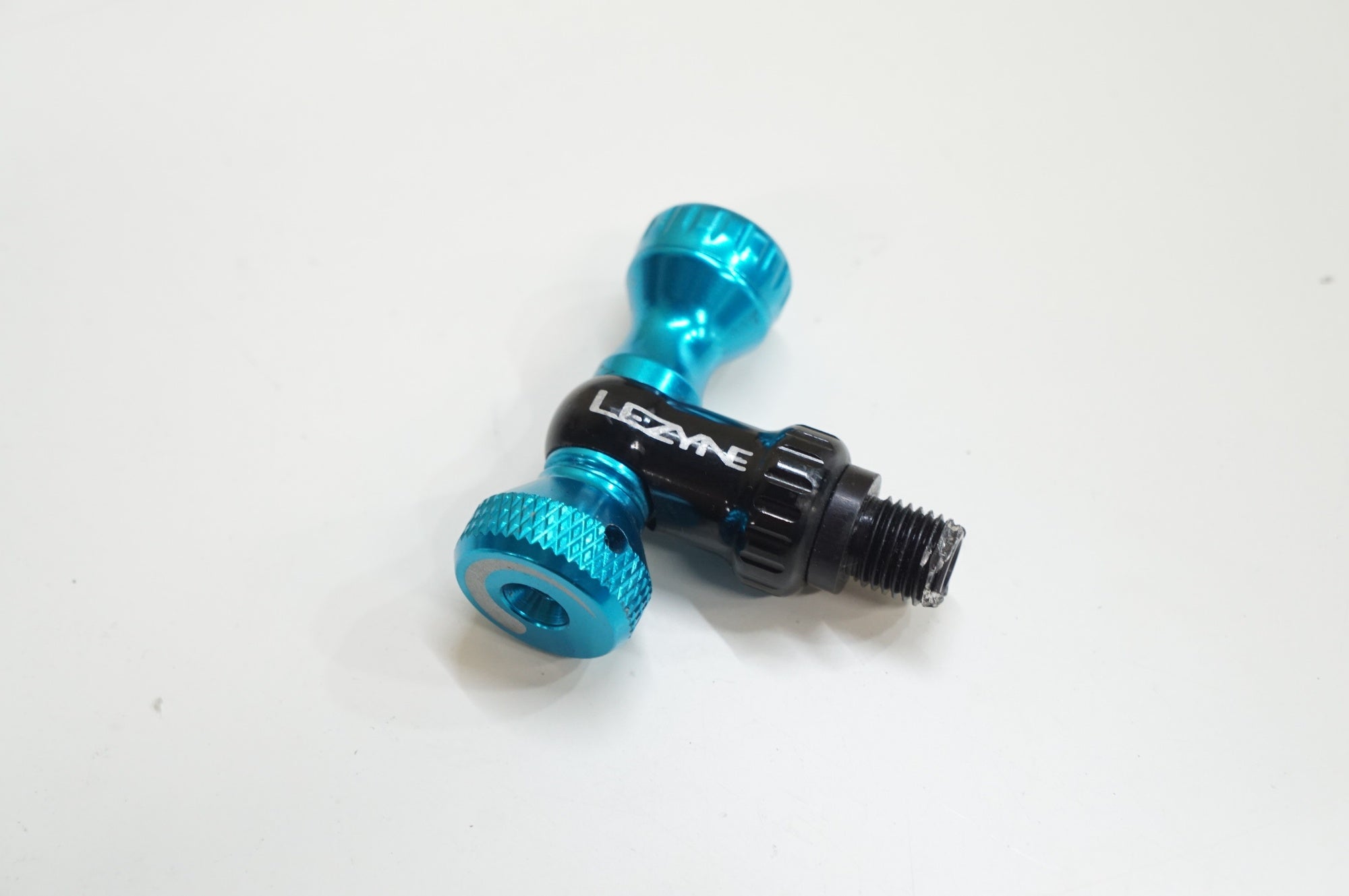 LEZYNE 「レザイン」 CONTROL DRIVE 16G インフレーター / 大宮店