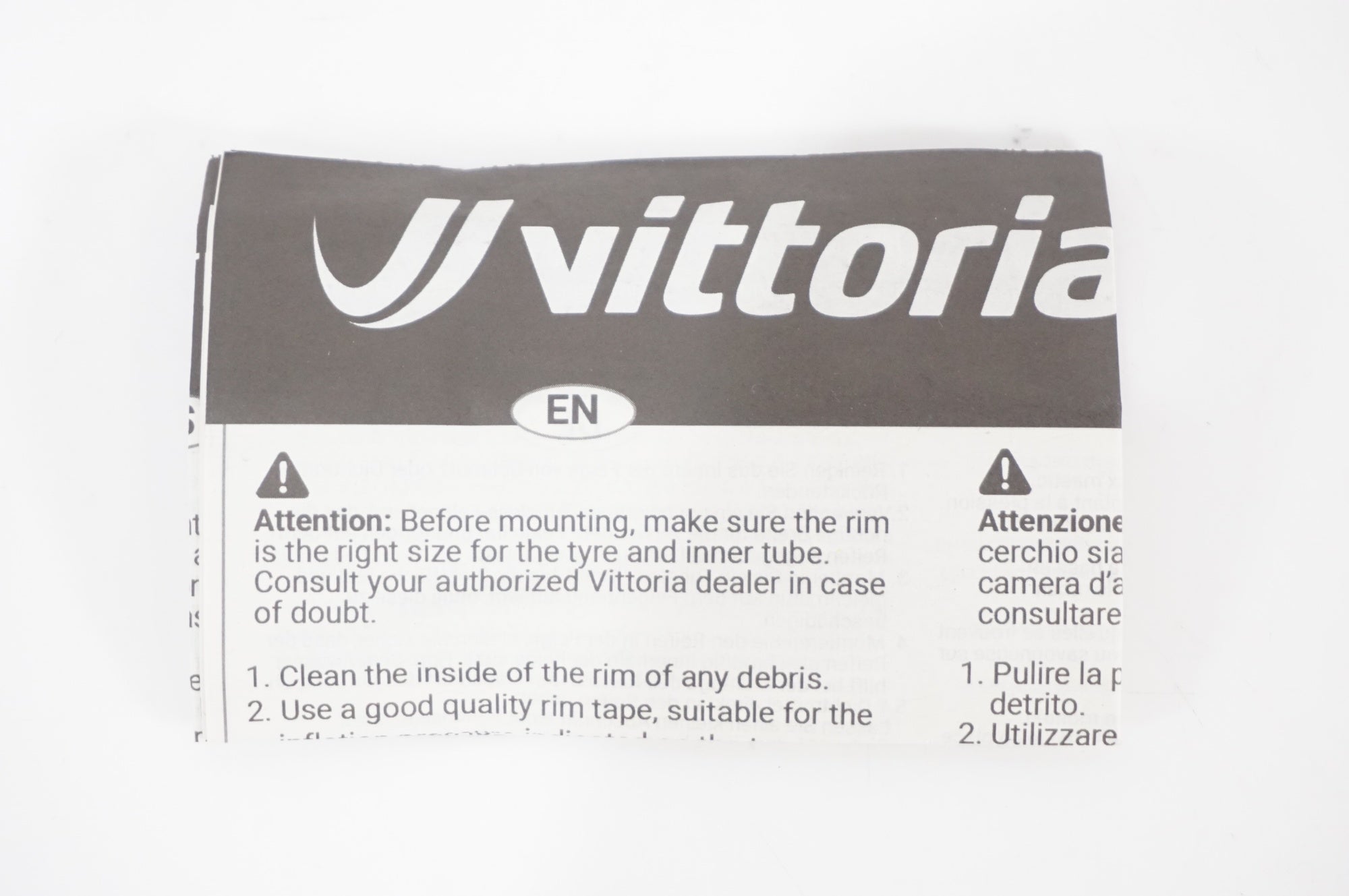 VITTORIA 「ヴィットリア」 ZAFFIRO PRO 700×23C タイヤ / AKIBA店