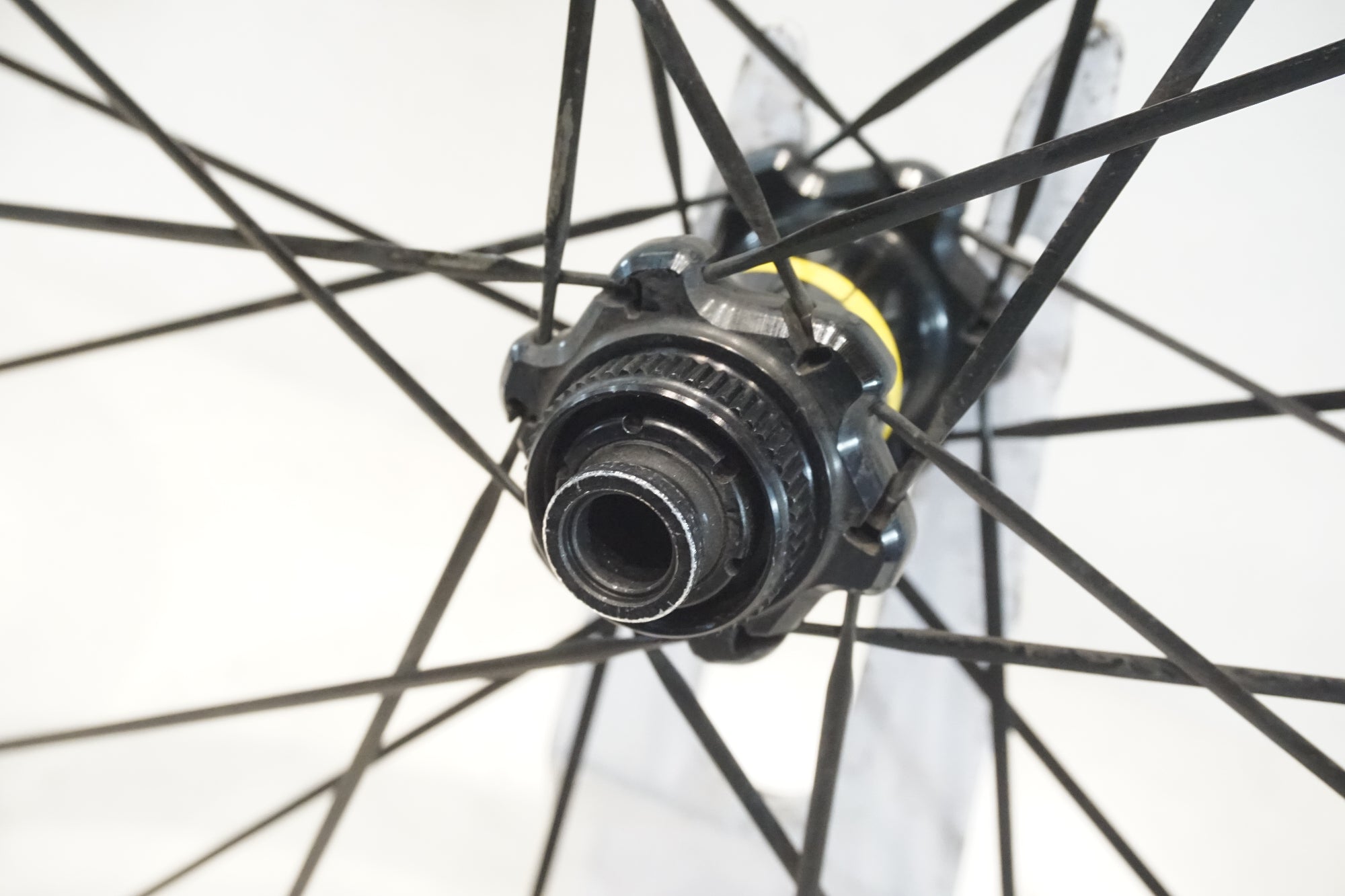 MAVIC 「マビック」 COSMIC CARBON PRO DISC シマノ11速 ホイールセット / 横浜戸塚店