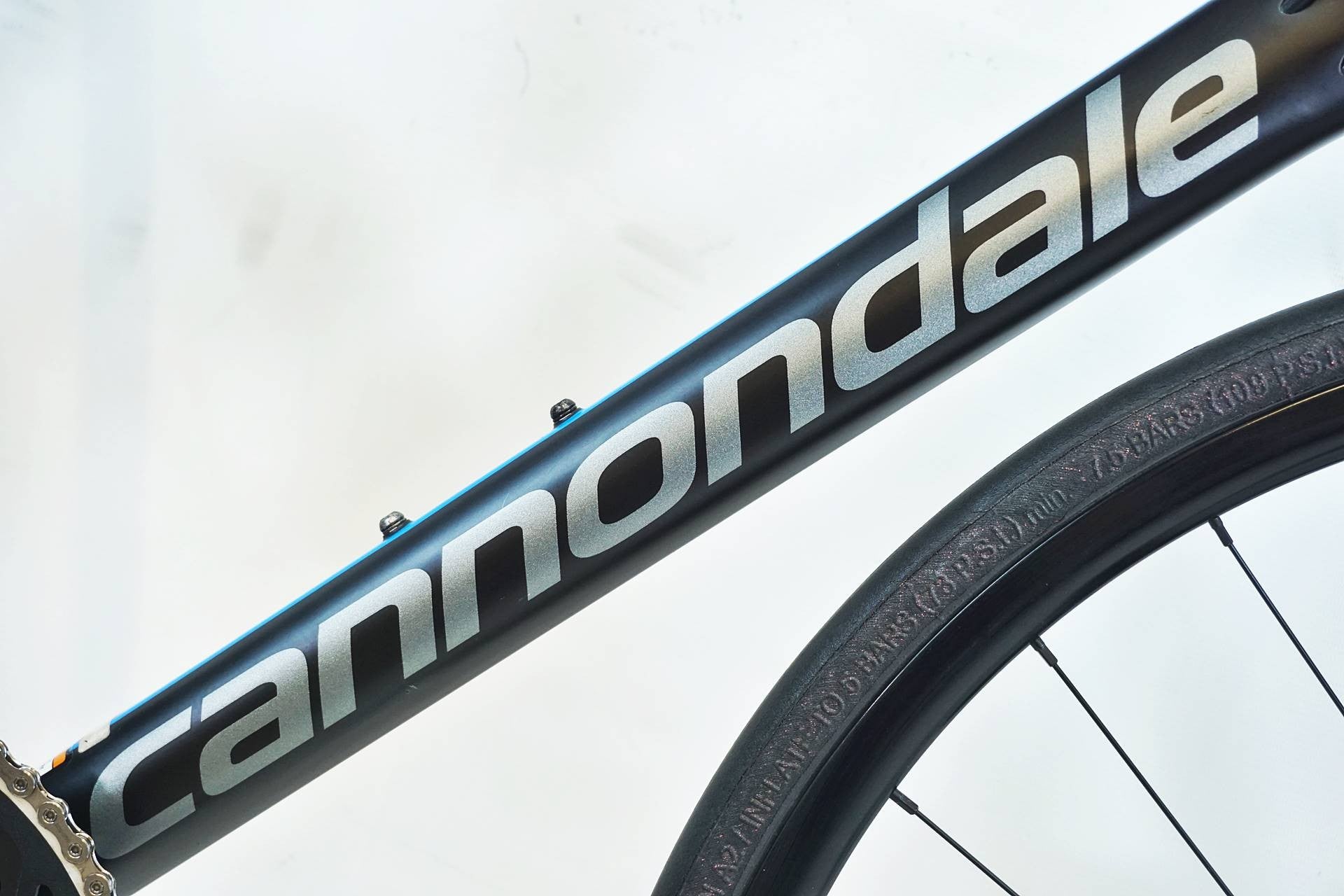 CANNONDALE 「キャノンデール」 CAAD12 DISC 105 2017年モデル ロードバイク / 有明ガーデン店