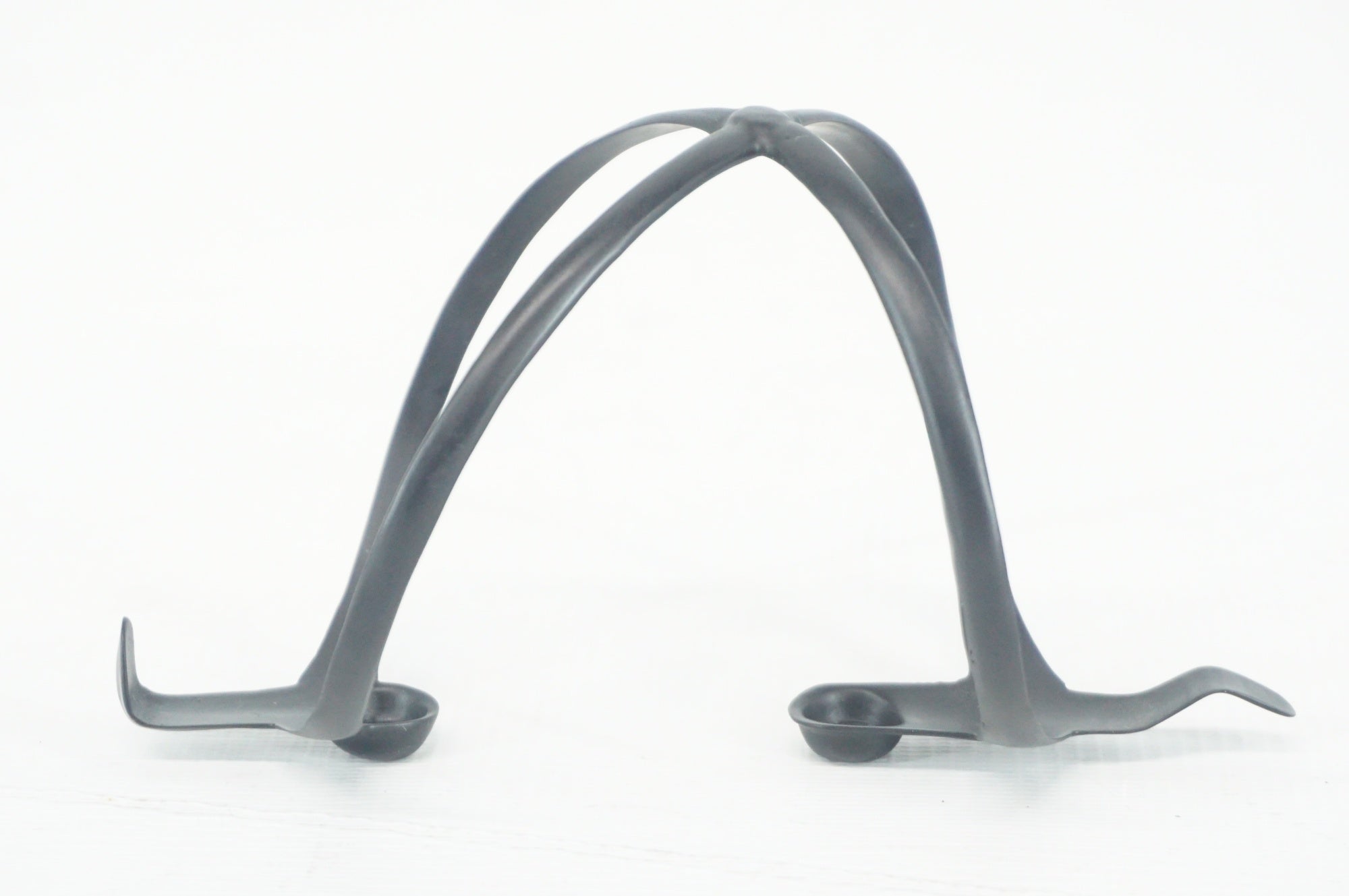 TNI 「ティーエヌアイ」 カーボンボトルケージ / 阪急塚口店