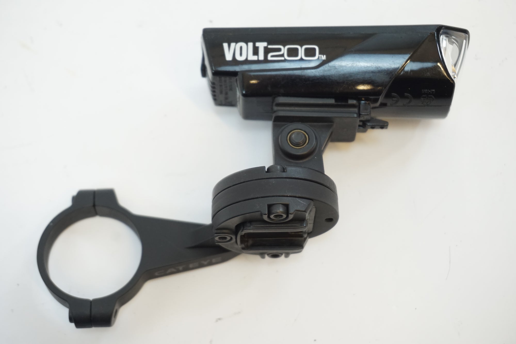 CATEYE 「キャットアイ」 VOLT200 フロントライト / 有明ガーデン店