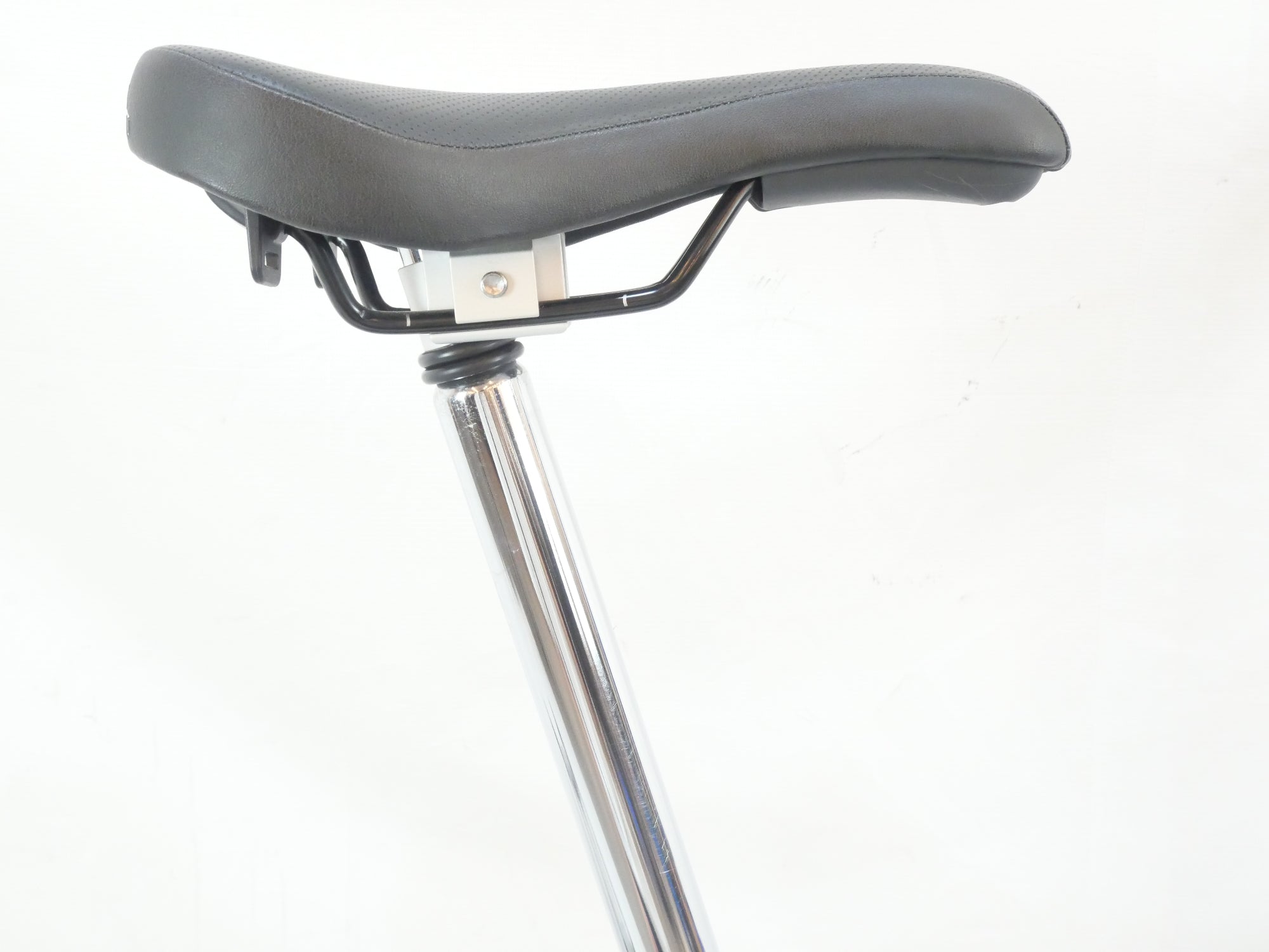 BROMPTON 「ブロンプトン」 C Line Explore with Rack Mid 2021年モデル 16インチ 折り畳み自転車 / バイチャリ浦和ベース