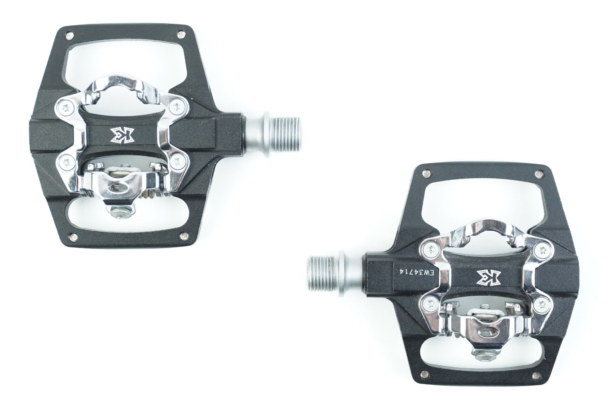 KCNC 「ケーシーエヌシー」 クリップレス プラットフォーム ペダル / 中目黒店