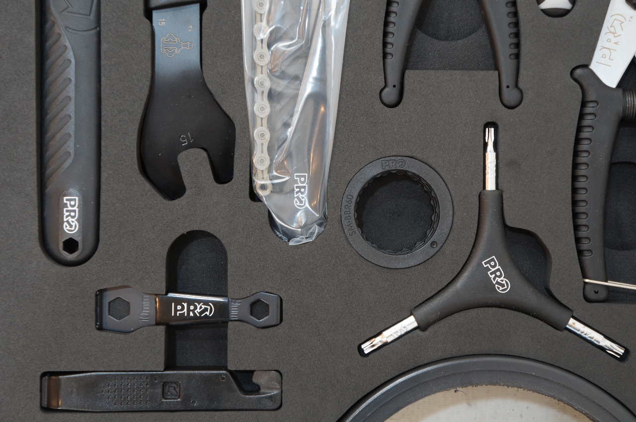 SHIMANO 「シマノ」 PRO ADVANCED TOOL BOX 工具セット / バイチャリ浦和ベース