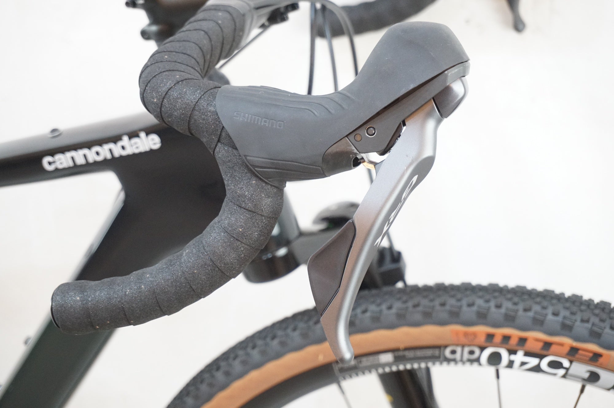 CANNONDALE 「キャノンデール」 TOPSTONE CARBON 2 LEFTY 2024年モデル グラベルロード / 浦和ベース