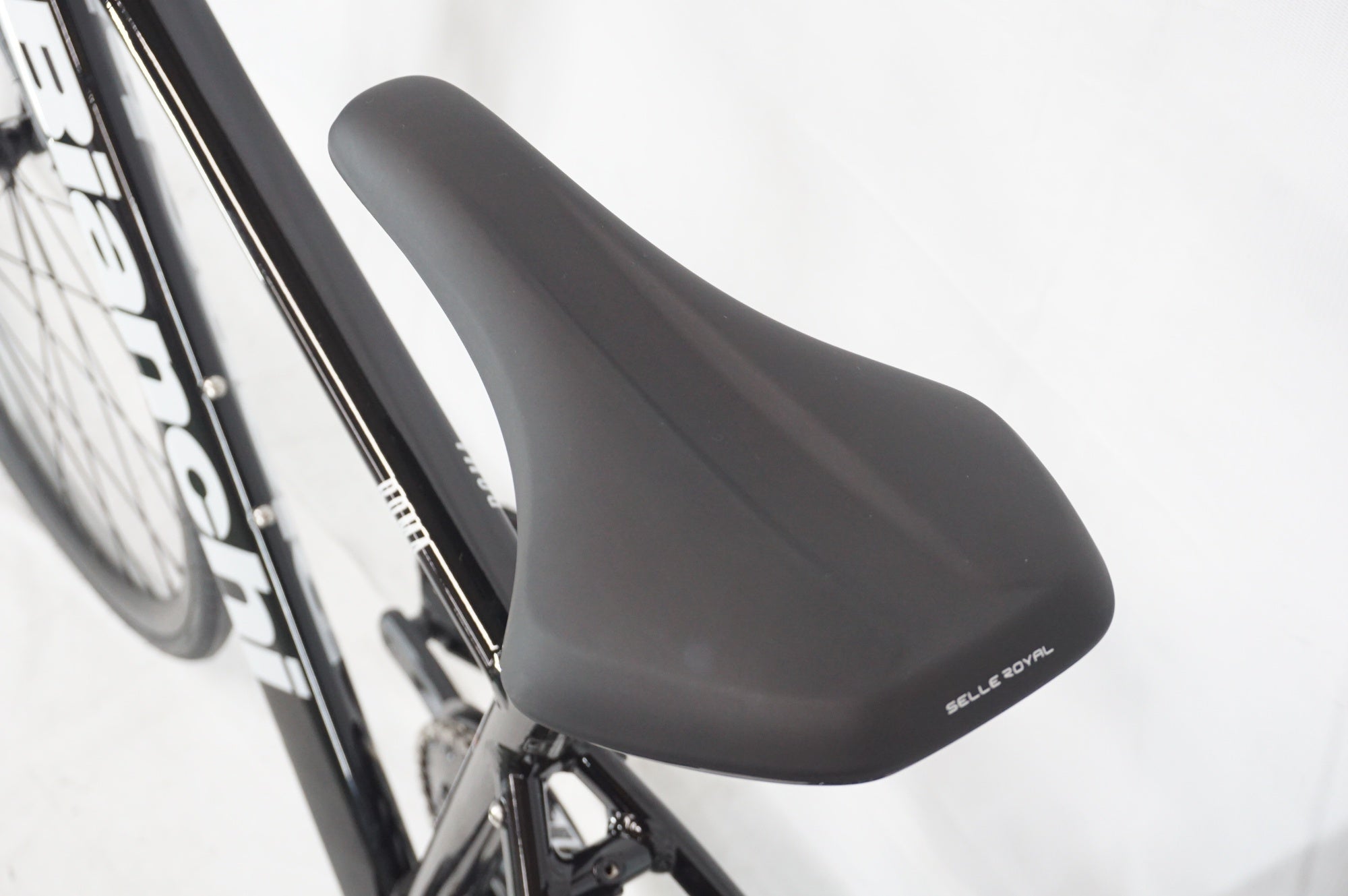 BIANCHI 「ビアンキ」 ROMA3 DISC 2022年モデル クロスバイク / 阪急塚口店