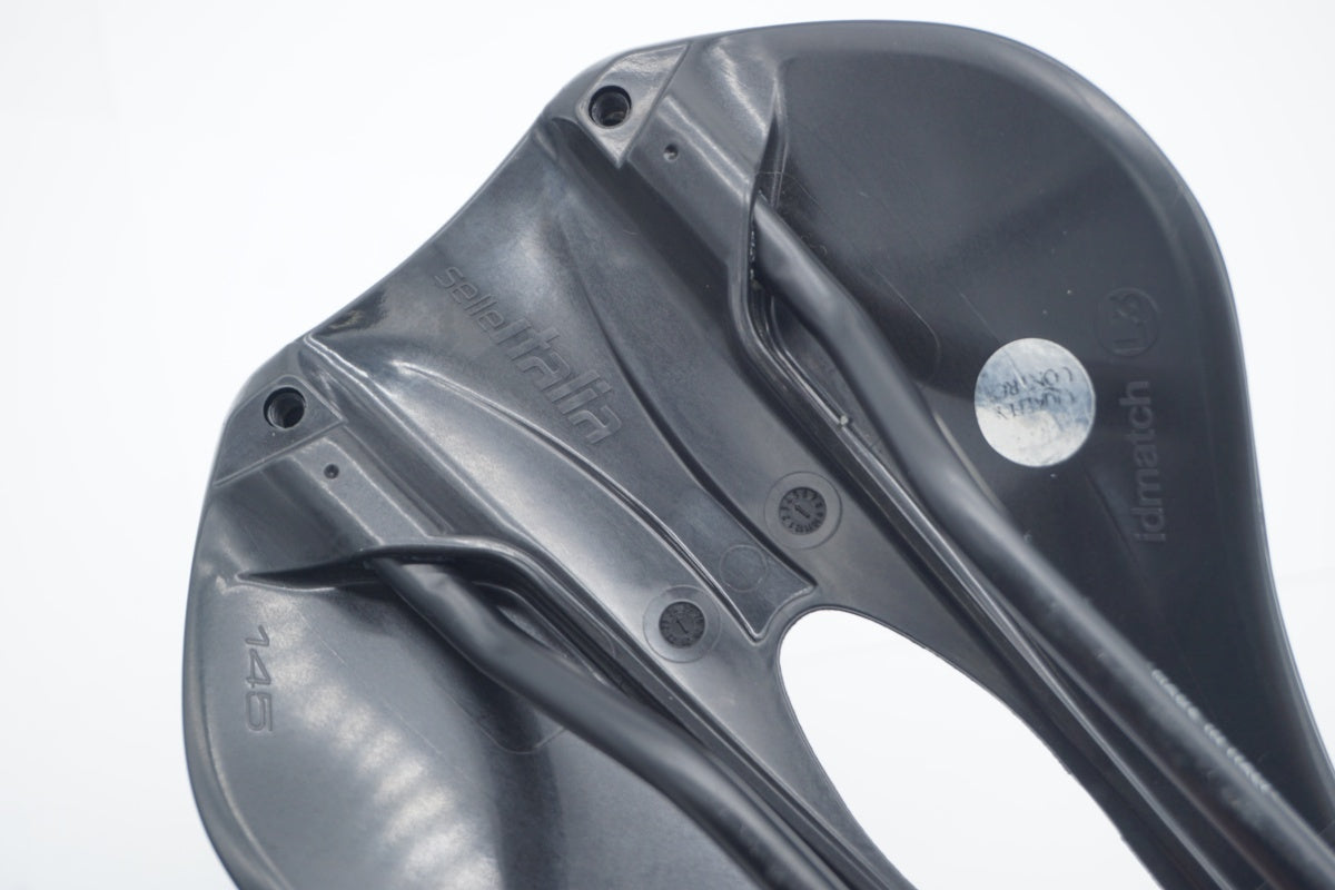 SELLE ITALIA 「セライタリア」 BOOST NOVUS EVO サドル / 滋賀大津店