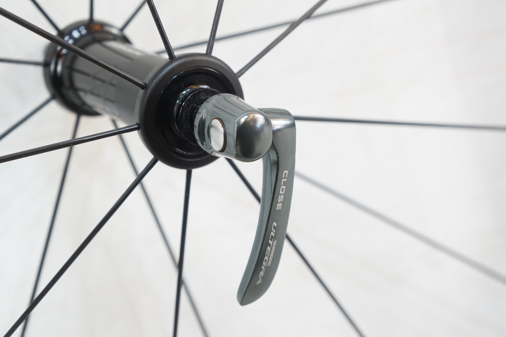 TOKEN 「トーケン」 C22AX DHuezz Zenith TLR シマノ11速 ホイールセット / バイチャリ浦和ベース