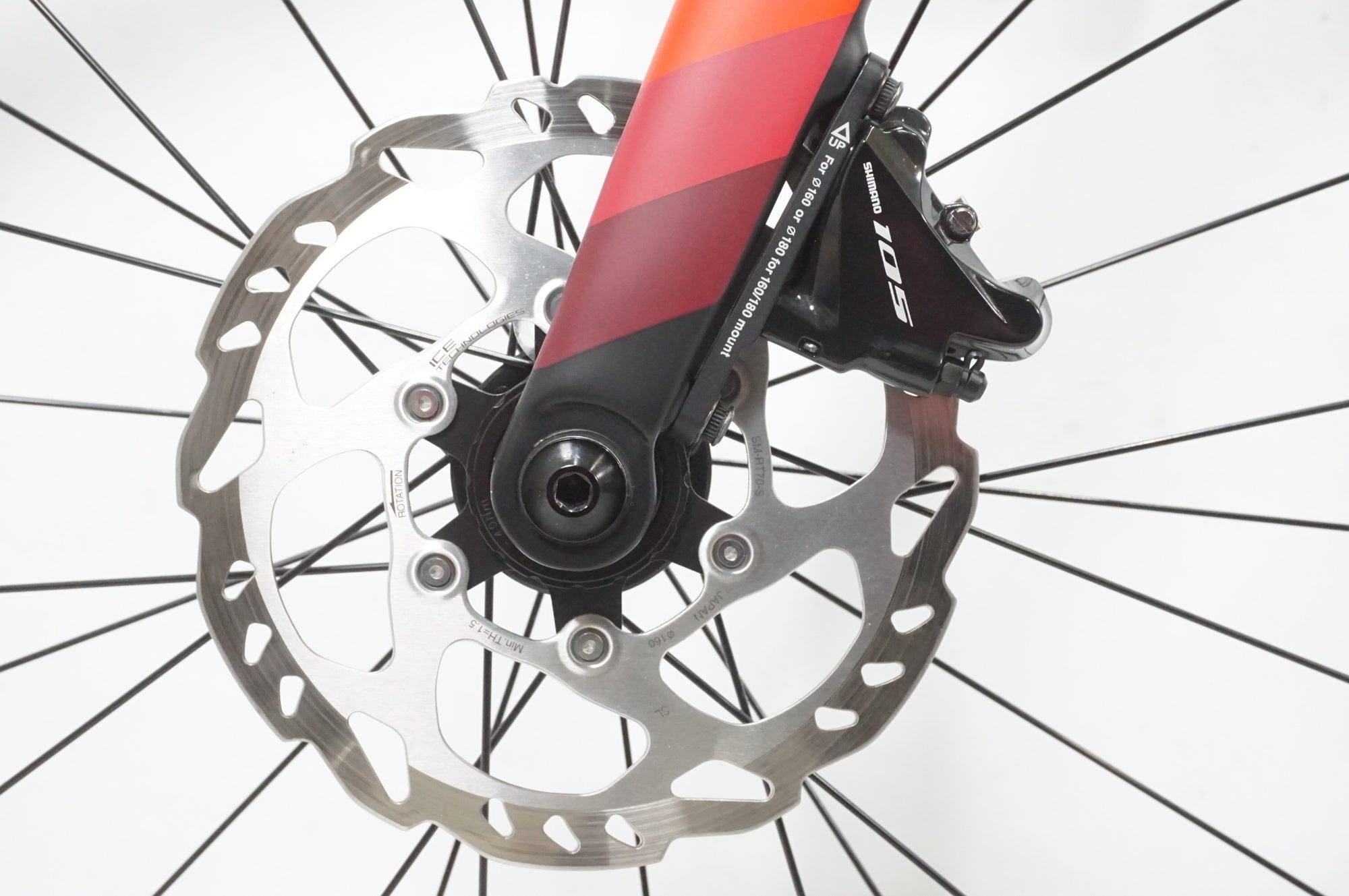 COLNAGO 「コルナゴ」 CLX DISC 105 2020年モデル ロードバイク / AKIBA店