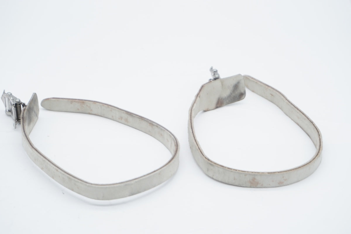 ALFRED BINDA 「アルフレッドビンダ」 トゥークリップ ストラップ