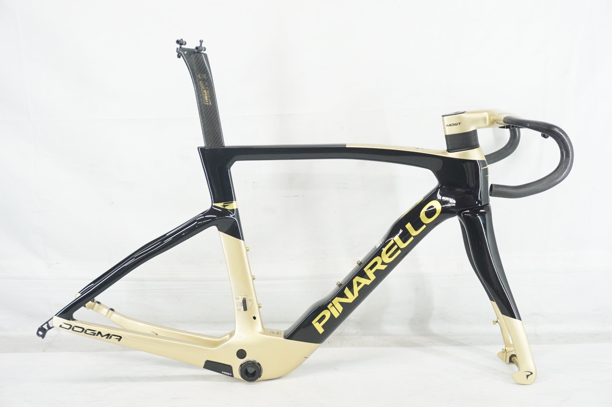 PINARELLO 23 DOGMA Ｆ　フレーム＋ハンドル PINARELLO 「ピナレロ」 DOGMA F 2025年モデル フレームセット / 阪急