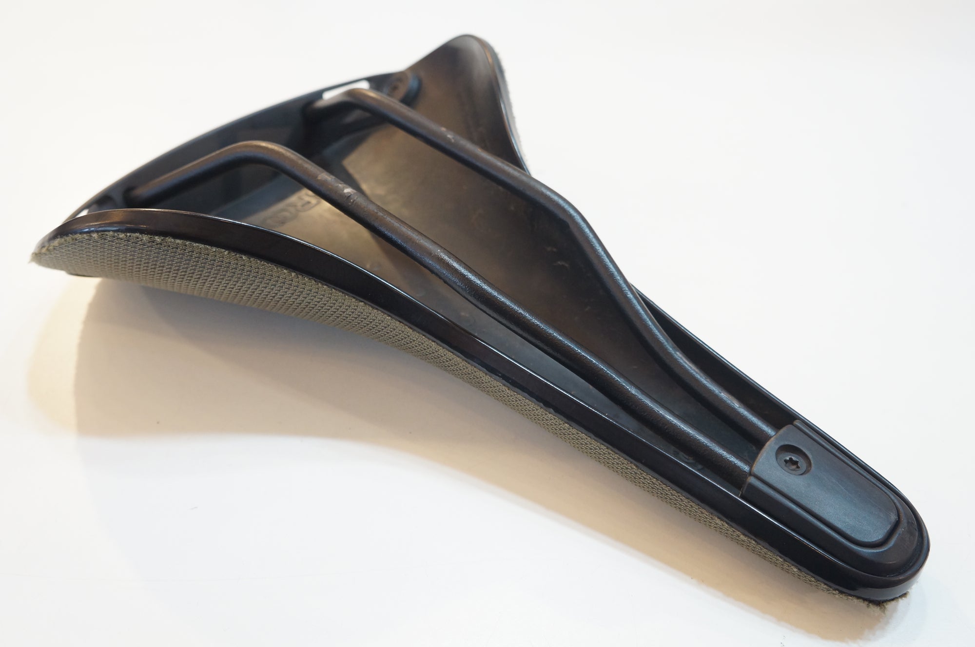 BROOKS 「ブルックス」 CAMBIUM C17 サドル / バイチャリ浦和ベース