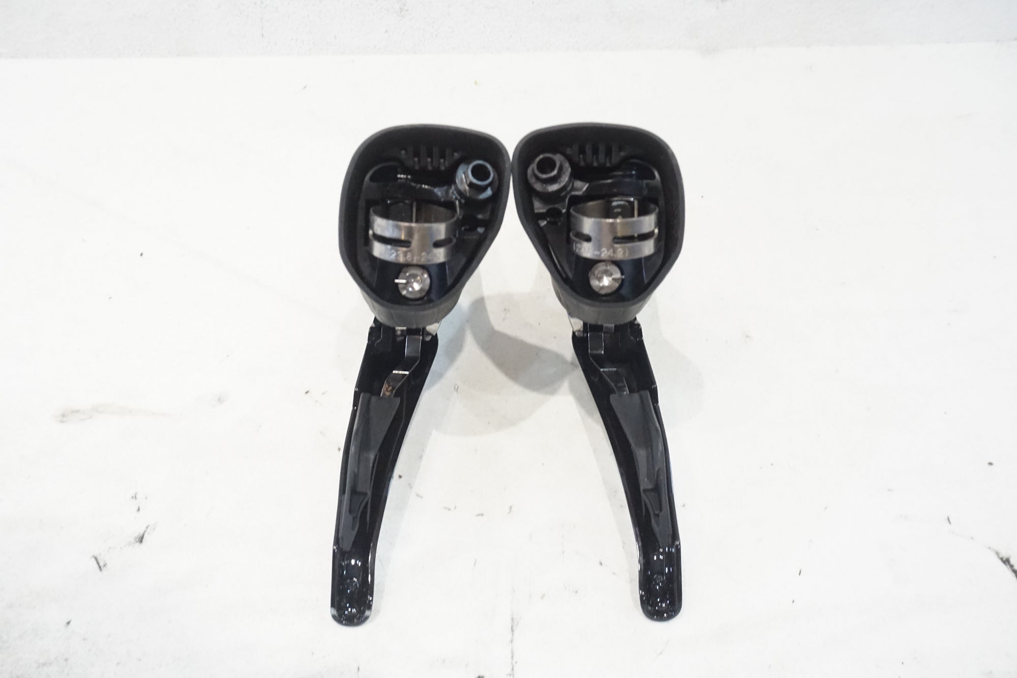 SHIMANO 「シマノ」 105 ST-R7020/BR-R7070 デュアルコントロールレバー/DISCブレーキ/ローターセット / 横浜戸塚店