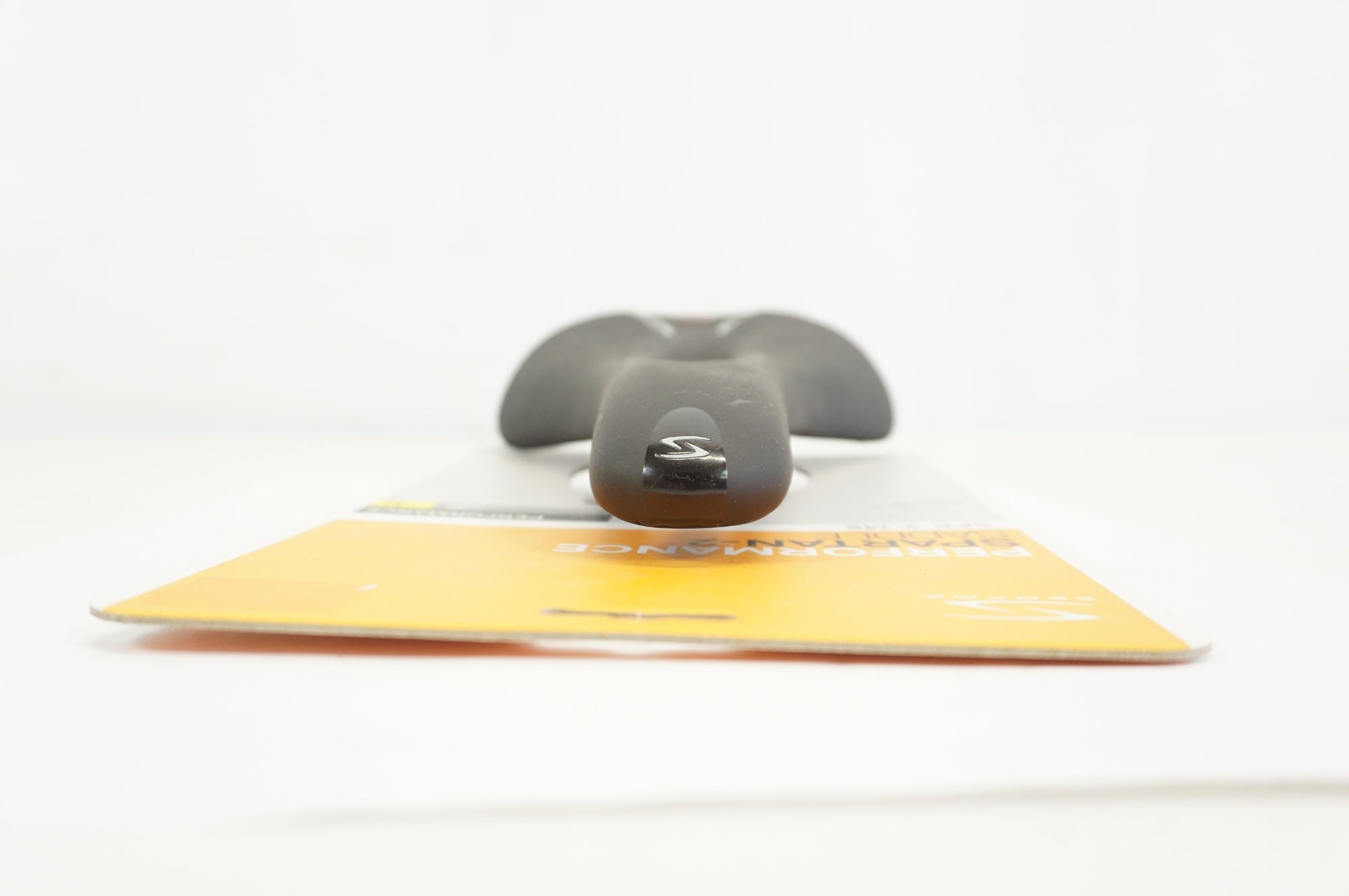 SERFAS 「サーフェス」 PERFORMAMCE SPARTAN-2 SPR-2-142 サドル / 宇都宮店