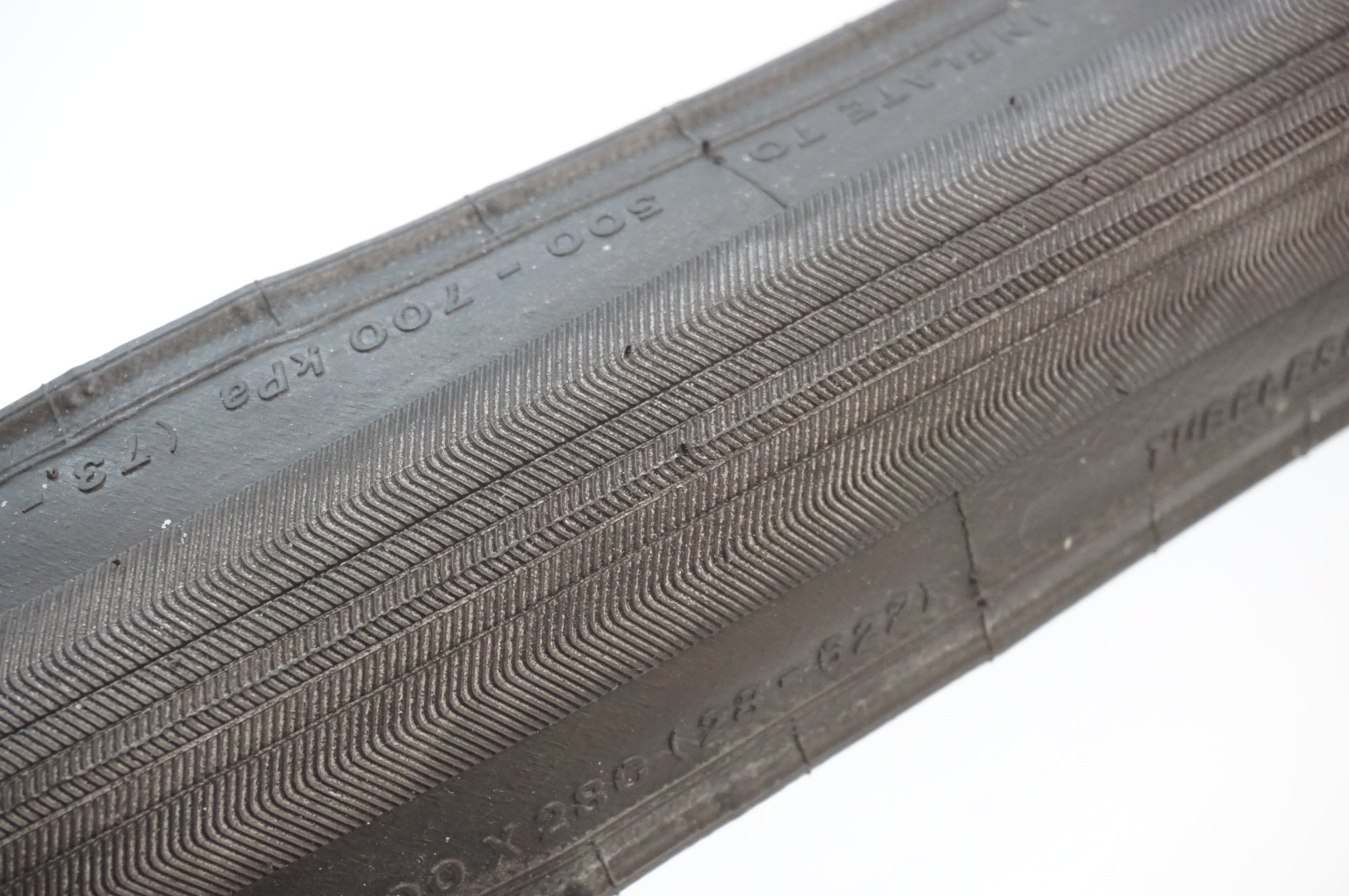 IRC 「アイアールシー」 FORMULA PRO HL TL 700x28C タイヤ / 福岡アイランドシティ店