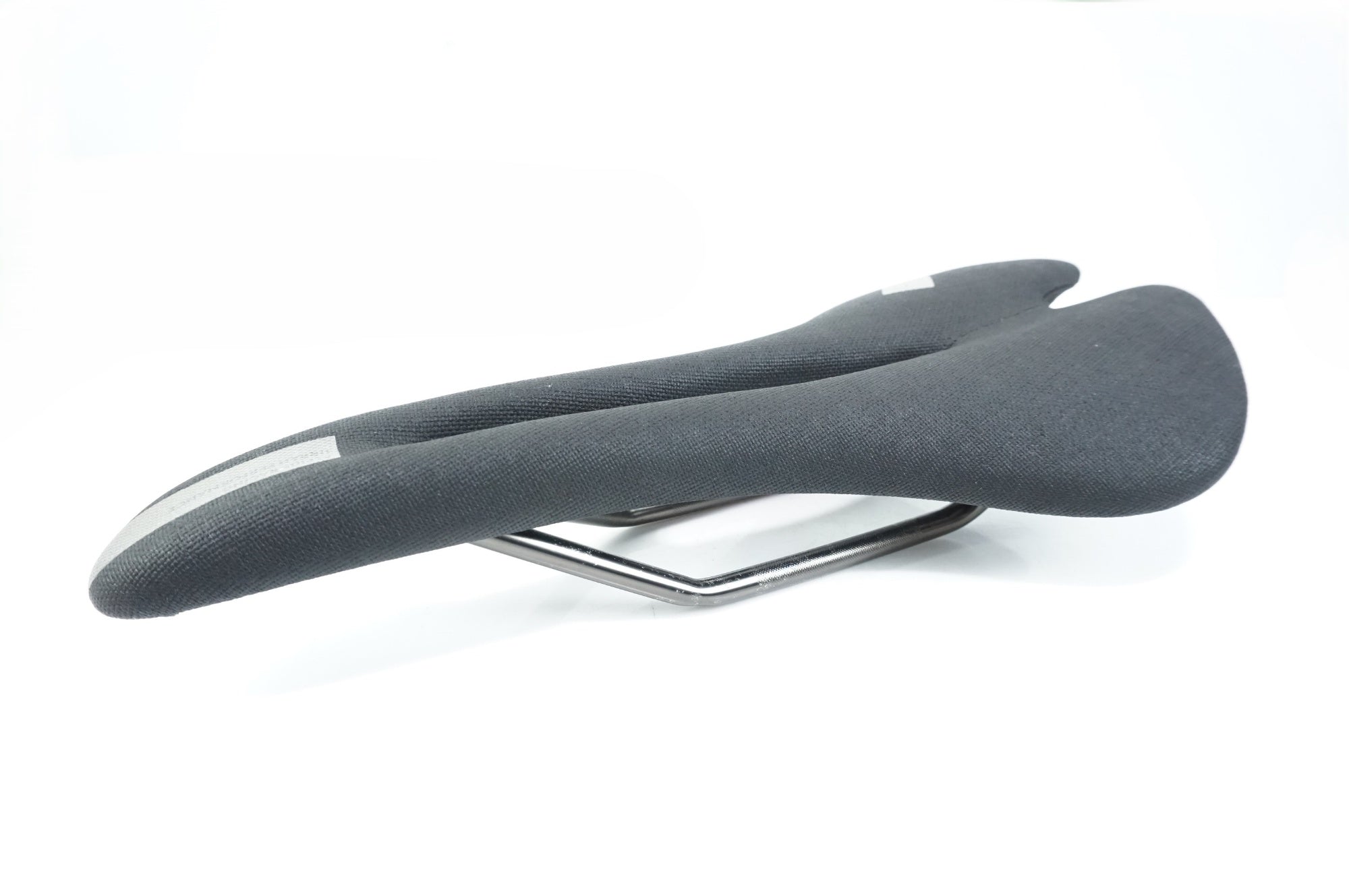 SELLE SAN MARCO 「セラサンマルコ」 MANTRA WIDE サドル / 中目黒店