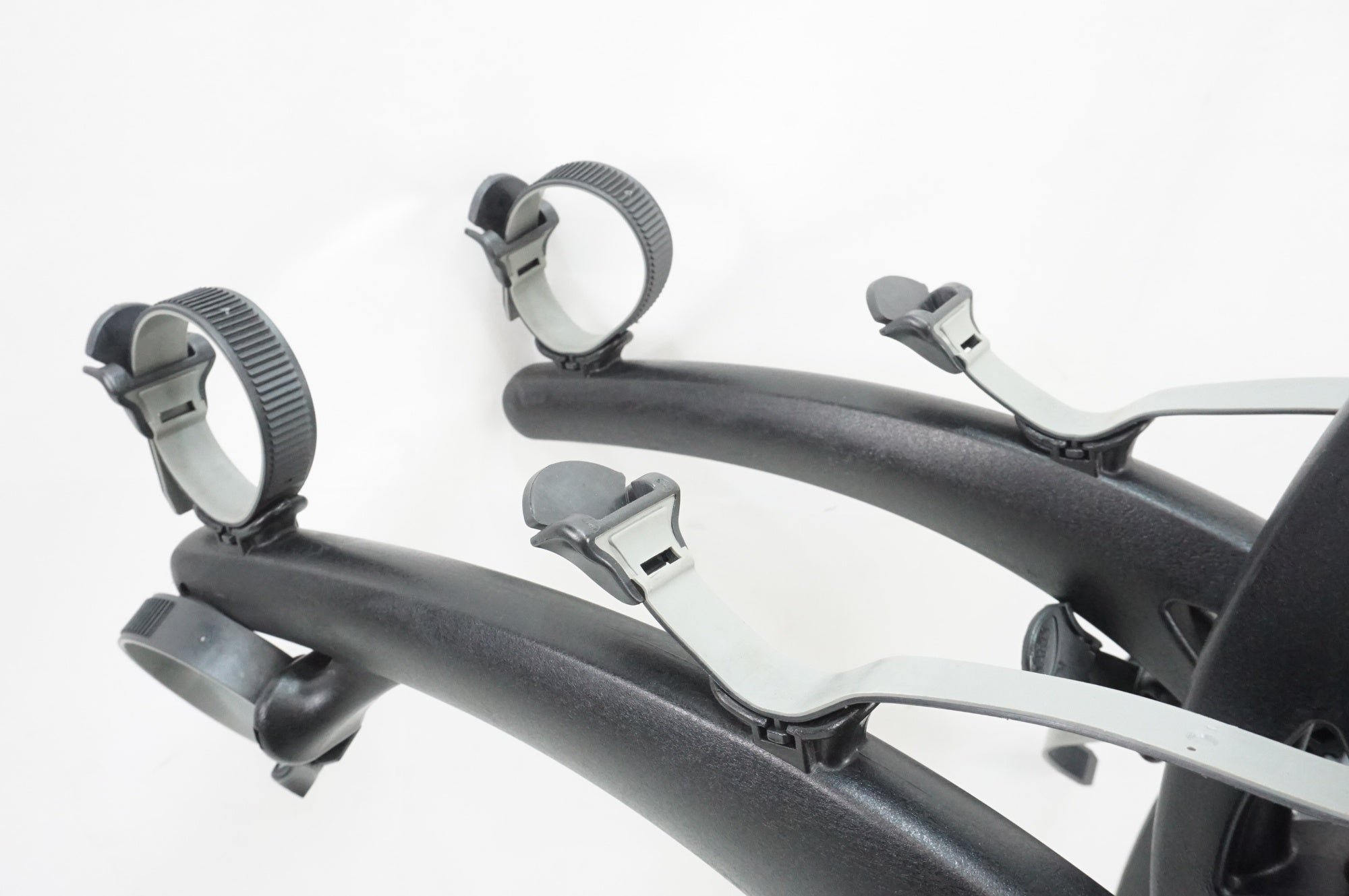 TERZO 「テルッツォ」 SARIS EC16 車載キャリア / 大宮店