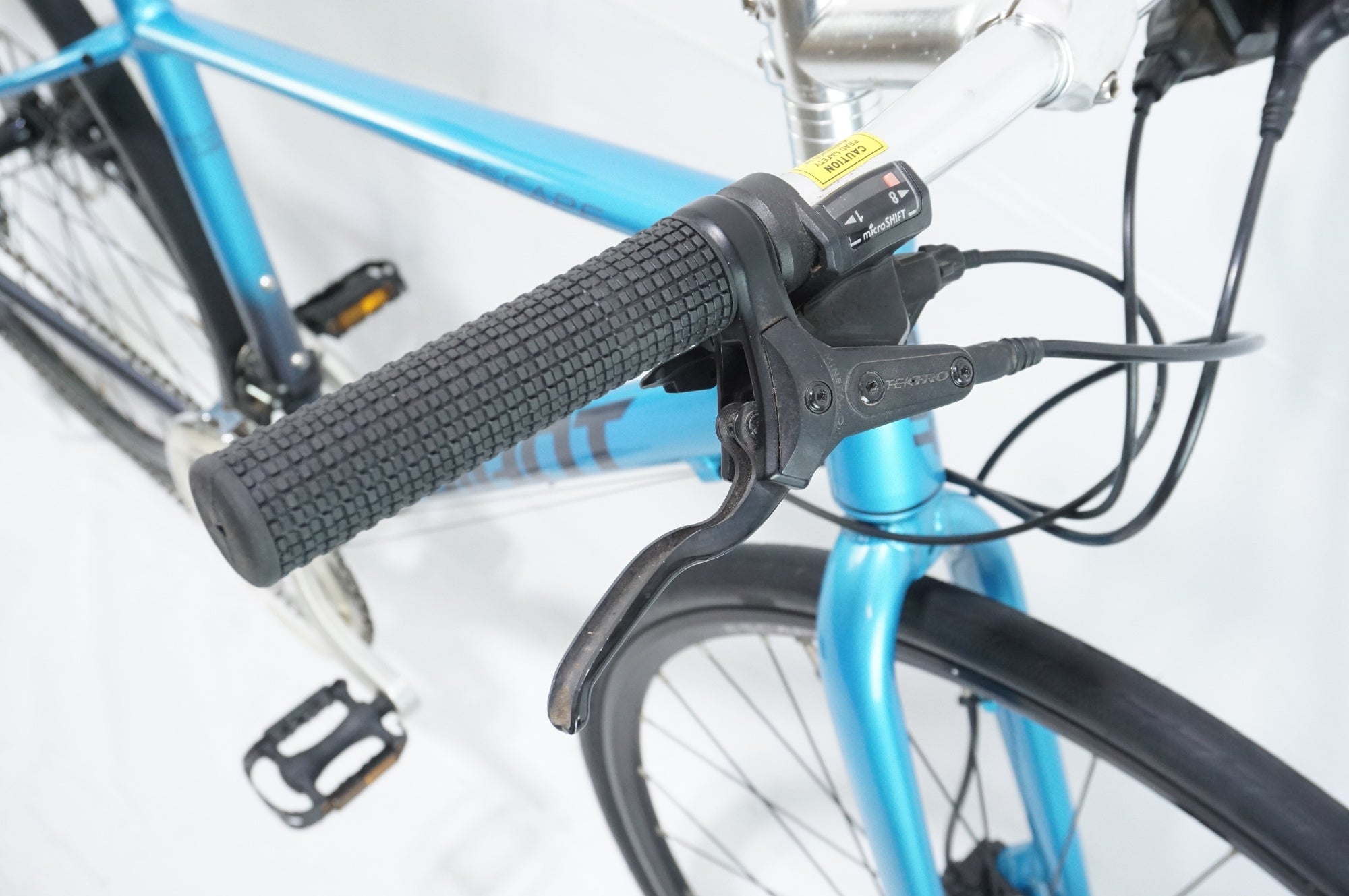 GIANT 「ジャイアント」 ESCAPE R3 DISC MS 2022年モデル クロスバイク / 中目黒店