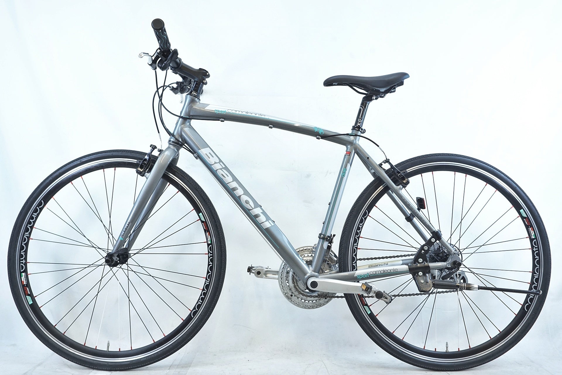 BIANCHI 「ビアンキ」 CAMALEONTE SPORT DUE 2013年モデル クロスバイク / 有明ガーデン店