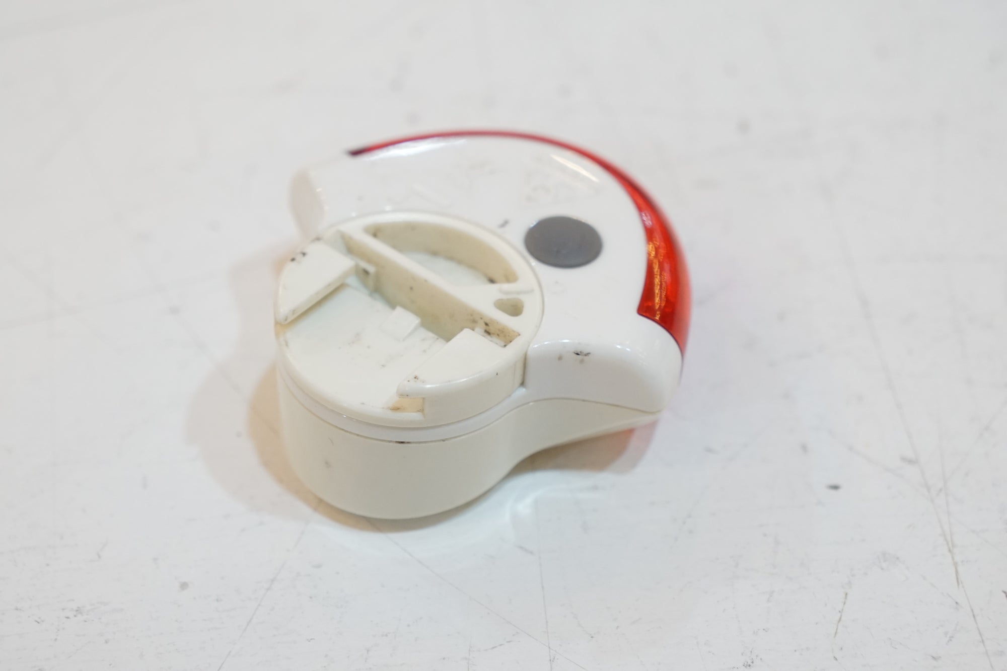 CATEYE 「キャットアイ」 リアライト / バイチャリ浦和ベース