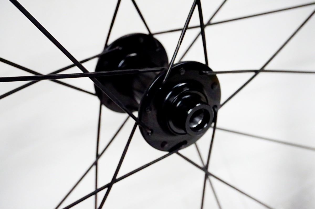 ATTAQUE 「アタッキ」 ATTA-C451-RD シマノ11速 ホイールセット / 名古屋大須店