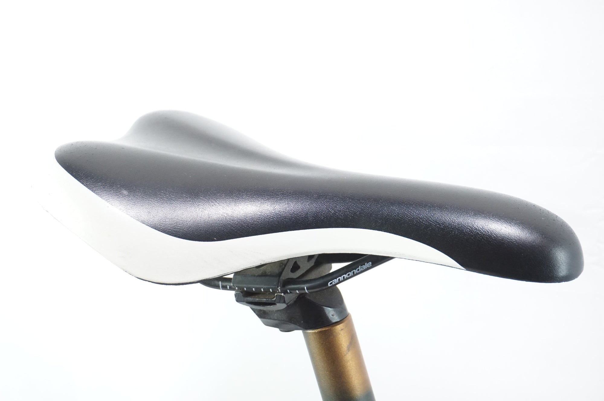 CANNONDALE 「キャノンデール」 QUICK4 2014年モデル クロスバイク / 中目黒店