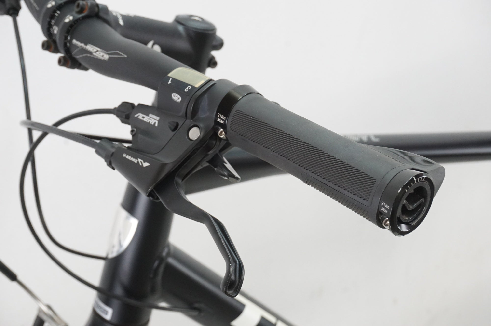 TREK 「トレック」 7.4FX 2015年モデル カスタム クロスバイク / 大宮店