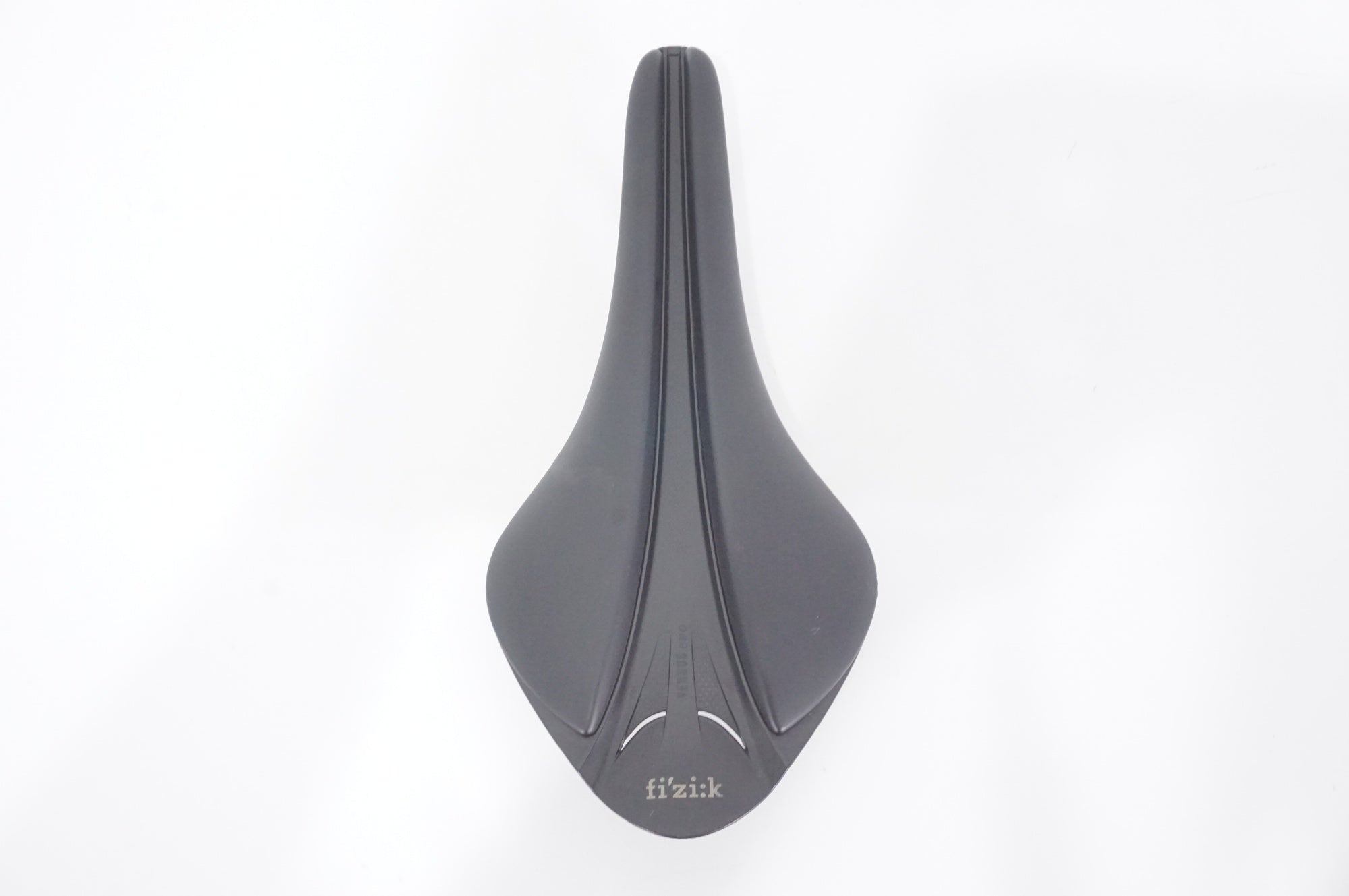 FIZIK 「フィジーク」 ARIONE R1 VERSUS EVO カーボンレール サドル / AKIBA店