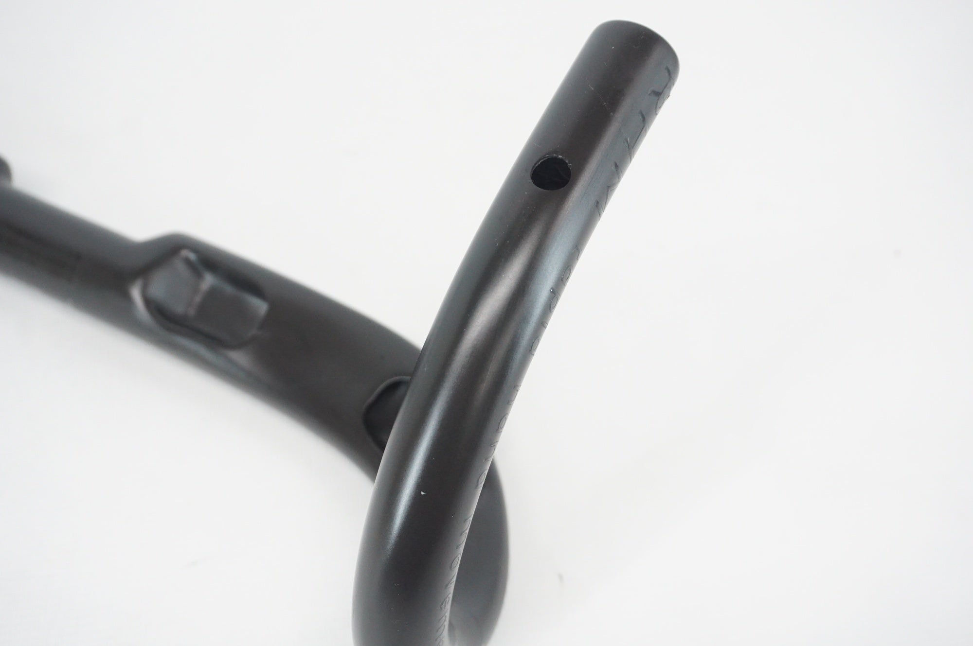 DEDA 「デダ」 SUPERZERO φ31.7 420mm ハンドル / 阪急塚口店