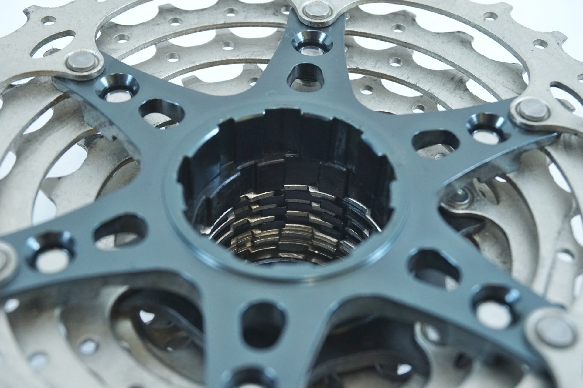 SHIMANO 「シマノ」 ULTEGRA CS-R8000 11-32T スプロケット / 有明ガーデン店