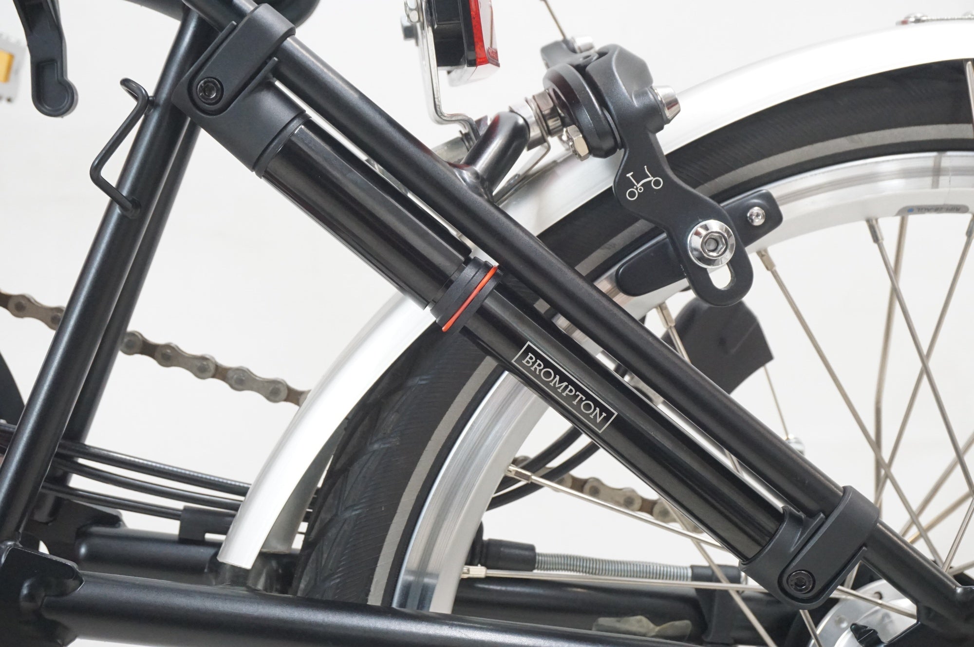 BROMPTON 「ブロンプトン」 C LINE EXPLORE 2023年モデル 16インチ 折り畳み自転車 / 福岡店