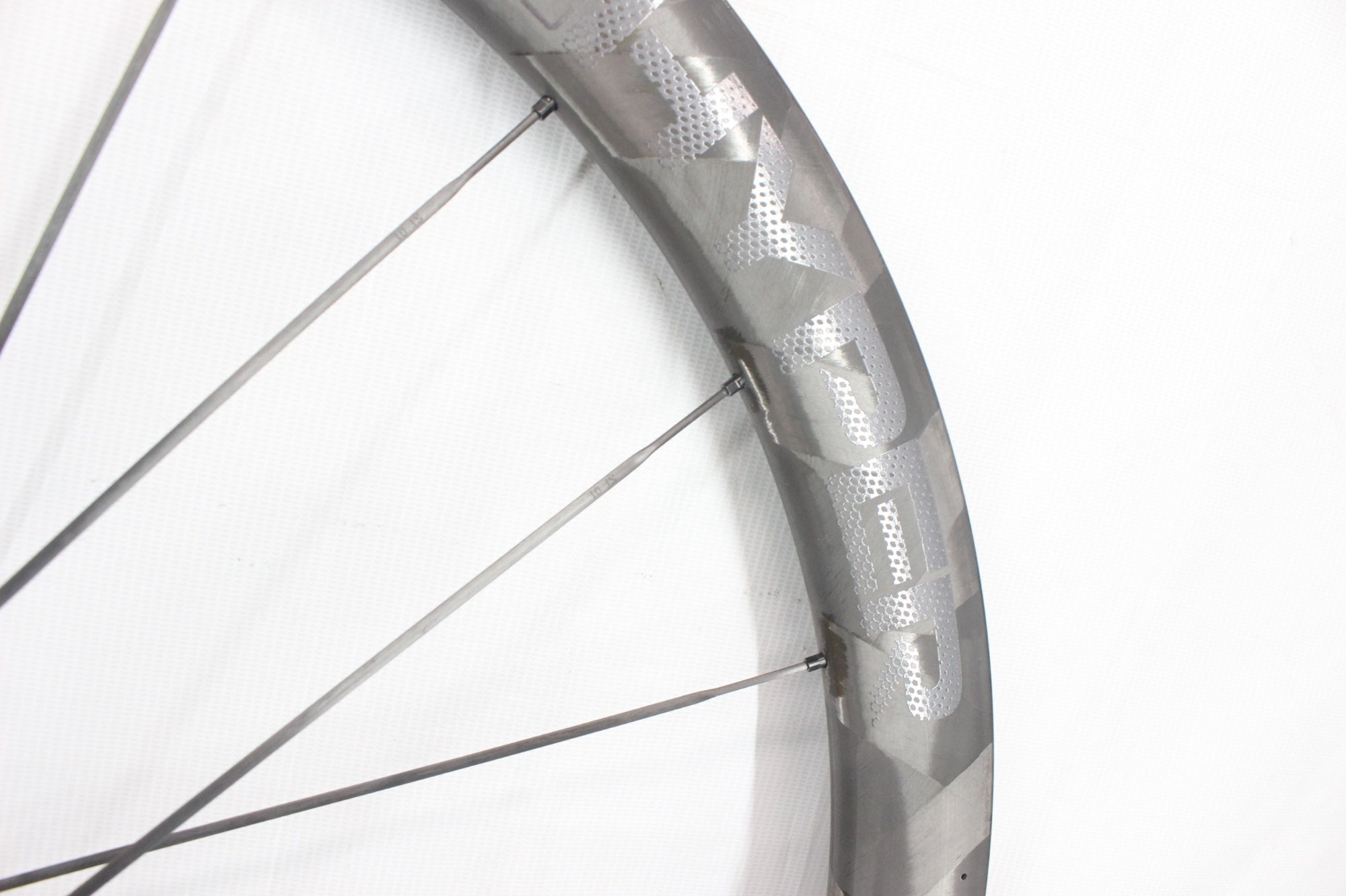 LUN 「ルン」 HYPER D45 DISC シマノ11速 ホイールセット / 阪急塚口店