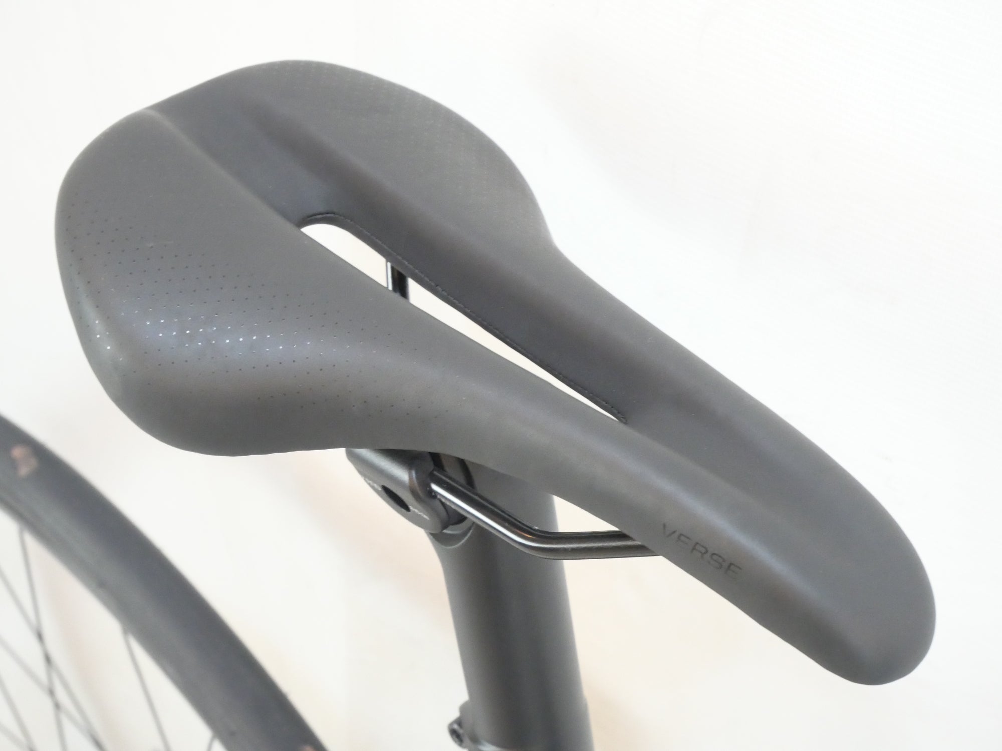 TREK 「トレック」」 EMONDA SL5 DISC 2022年モデル ロードバイク / バイチャリ浦和ベース