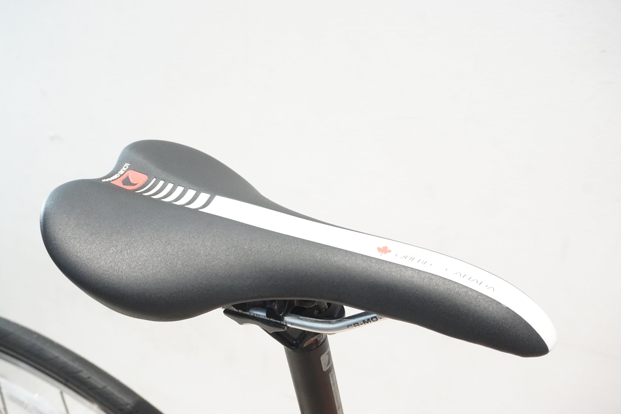 LOUIS GARNEAU 「ルイガノ」 LGS-CTR COMP 2016年モデル ロードバイク / 横浜戸塚店