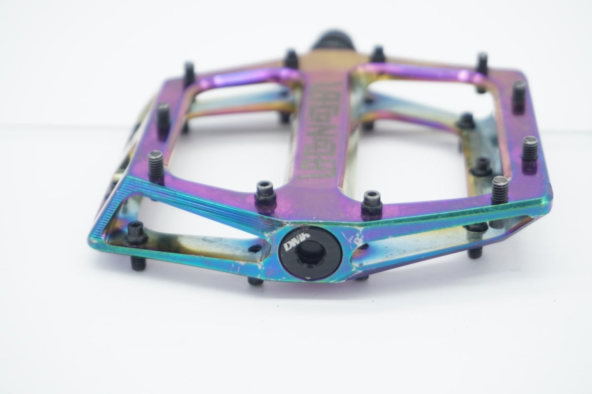 DMRBIKES 「ディーエムアールバイクス」 VAULT PEDAL LACON ペダル / 滋賀大津店