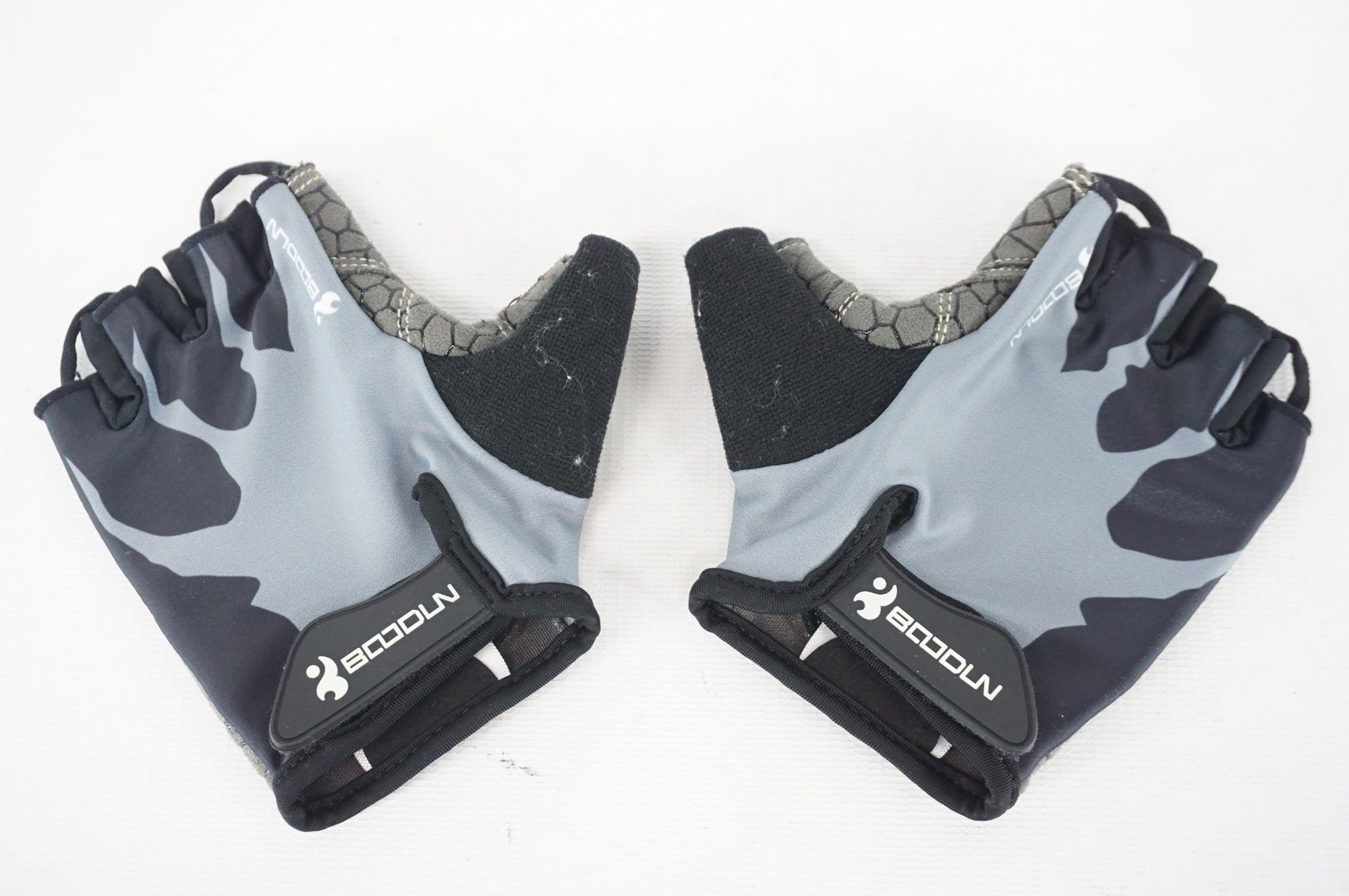 BOODUN 「ブーダン」 Mサイズ サイクルグローブ / 阪急塚口店