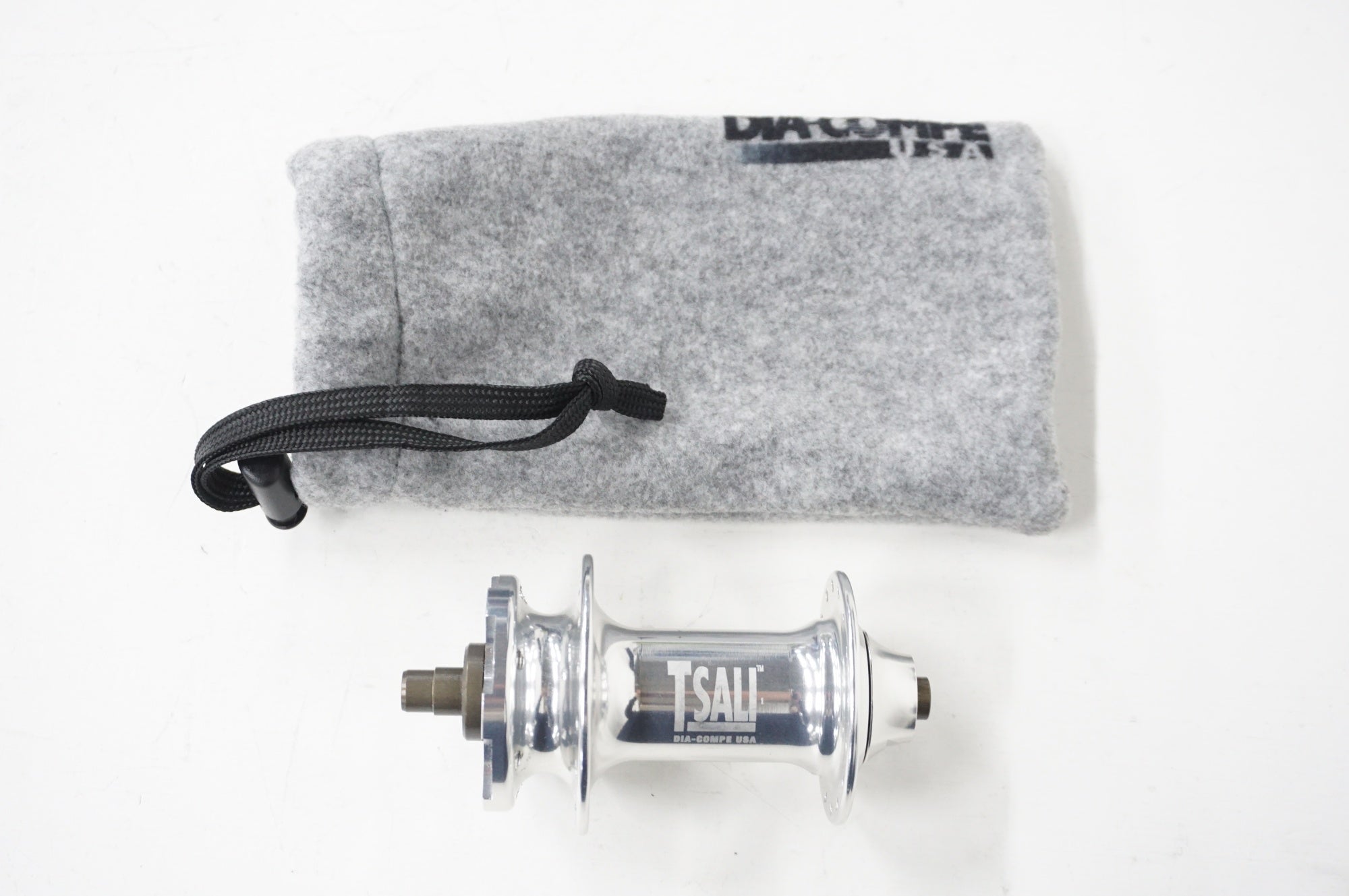 DIA-COMPE 「ダイアコンペ」 USA TSALI フロントハブ / 阪急塚口店