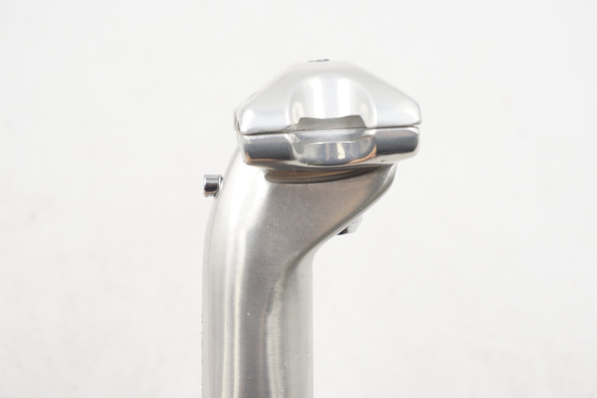 SHIMANO 「シマノ」 DURA-ACE Φ27.0 200mm シートポスト / 奈良店