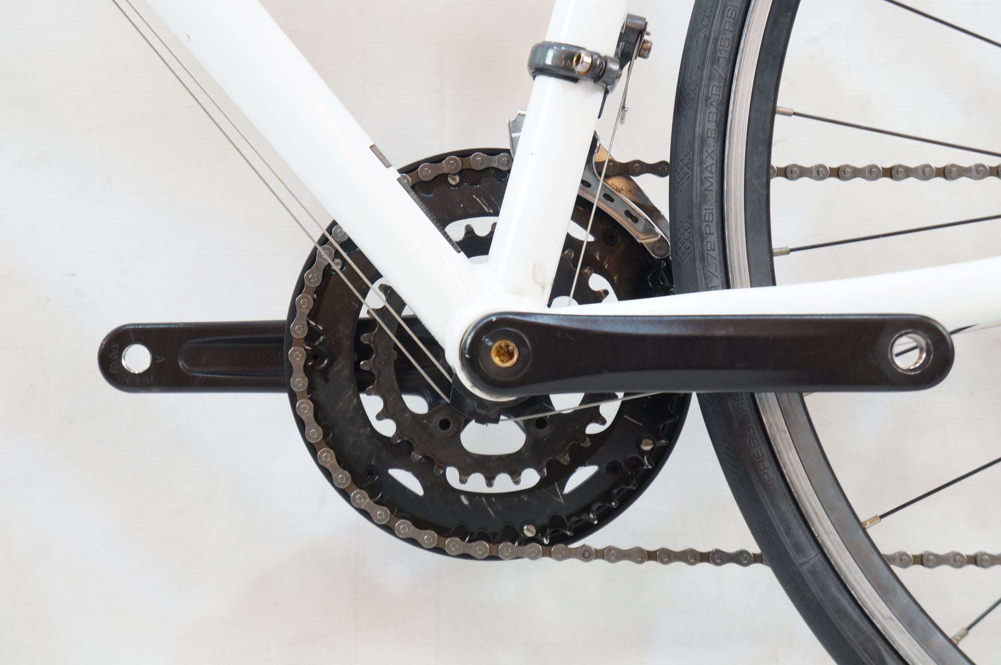 GIANT 「ジャイアント」 ESCAPE R DROP 2024年モデル ロードバイク / バイチャリ浦和ベース