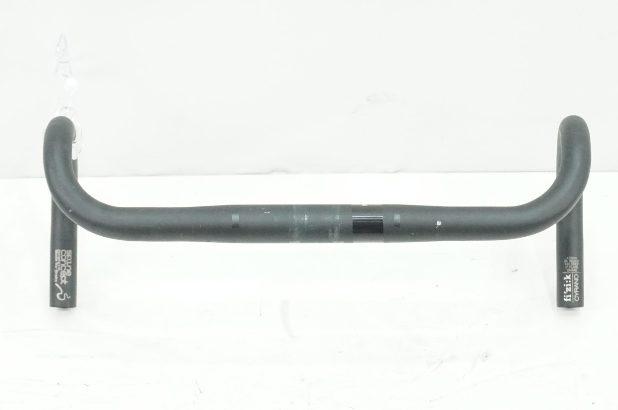 FIZIK 「フィジーク」 CYRANO R3 420mm φ31.8 ハンドル / 大宮店